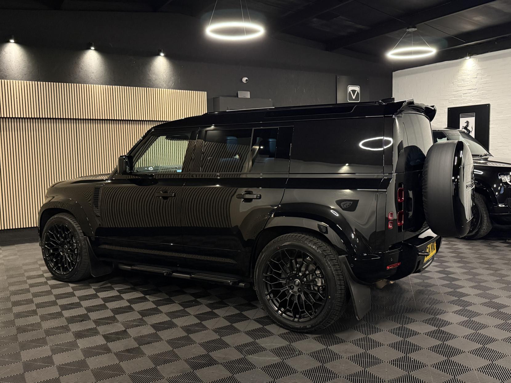 Land Rover Defender 110 3.0 D300 MHEV X-Dynamic HSE Hard Top SUV 5dr Diesel Auto 4WD MWB Euro 6 (s/s) (300 ps)