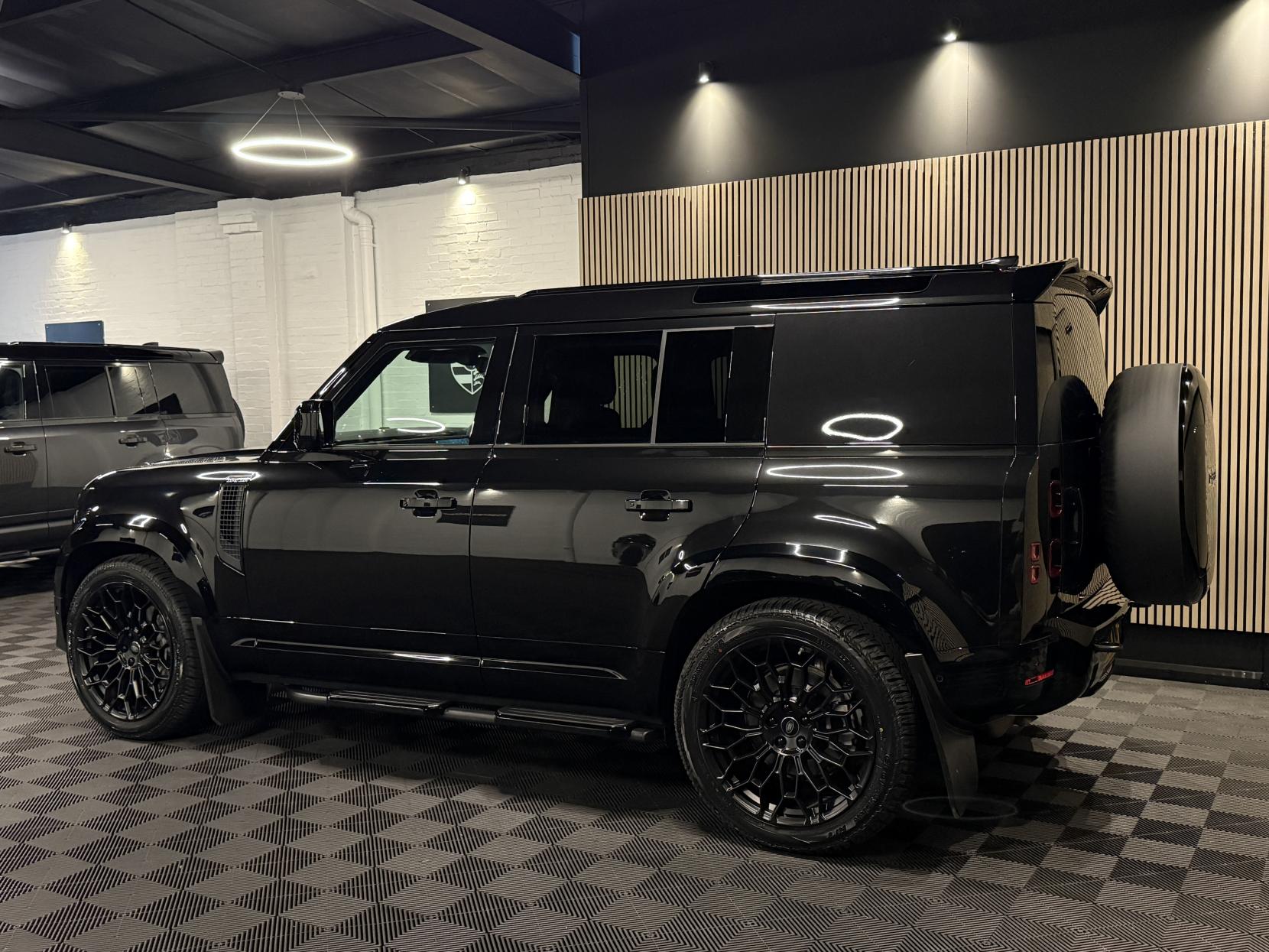 Land Rover Defender 110 3.0 D300 MHEV X-Dynamic HSE Hard Top SUV 5dr Diesel Auto 4WD MWB Euro 6 (s/s) (300 ps)
