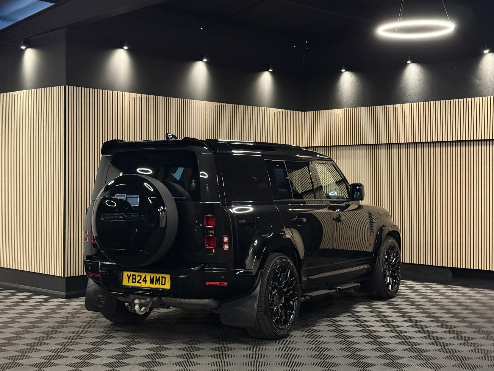 Land Rover Defender 110 3.0 D300 MHEV X-Dynamic HSE Hard Top SUV 5dr Diesel Auto 4WD MWB Euro 6 (s/s) (300 ps)