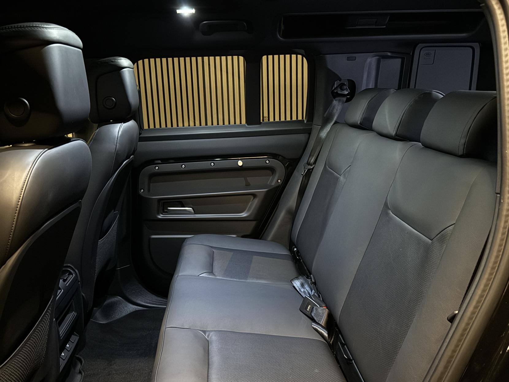 Land Rover Defender 110 3.0 D300 MHEV X-Dynamic HSE Hard Top SUV 5dr Diesel Auto 4WD MWB Euro 6 (s/s) (300 ps)