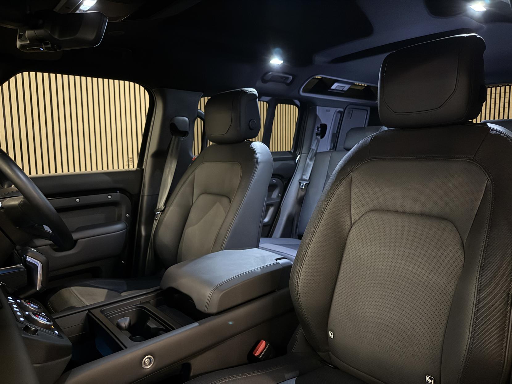 Land Rover Defender 110 3.0 D300 MHEV X-Dynamic HSE Hard Top SUV 5dr Diesel Auto 4WD MWB Euro 6 (s/s) (300 ps)