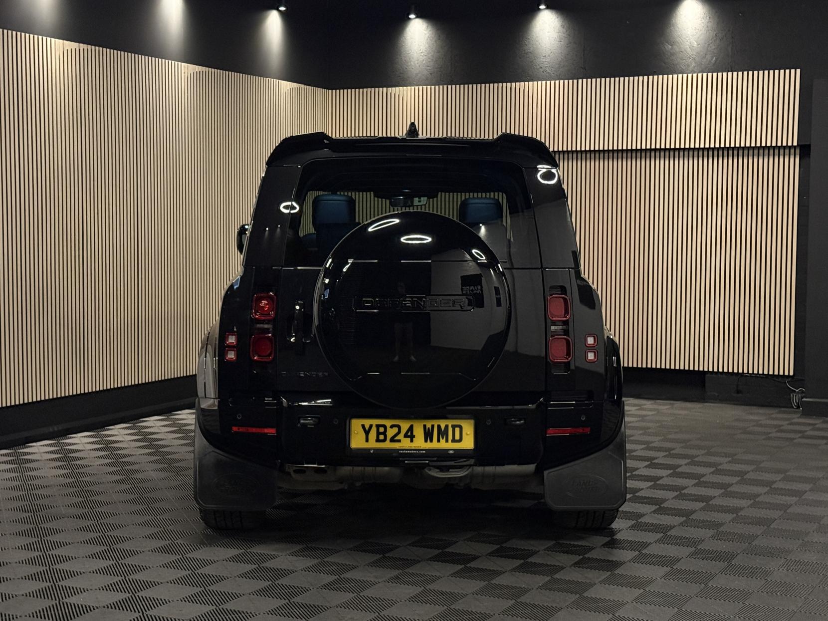 Land Rover Defender 110 3.0 D300 MHEV X-Dynamic HSE Hard Top SUV 5dr Diesel Auto 4WD MWB Euro 6 (s/s) (300 ps)