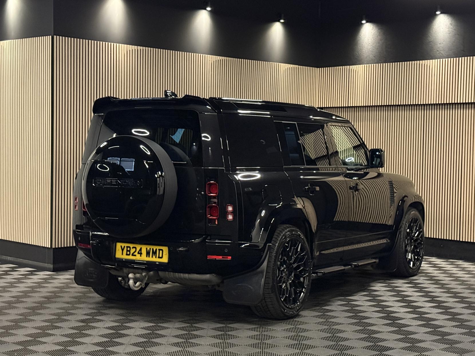 Land Rover Defender 110 3.0 D300 MHEV X-Dynamic HSE Hard Top SUV 5dr Diesel Auto 4WD MWB Euro 6 (s/s) (300 ps)