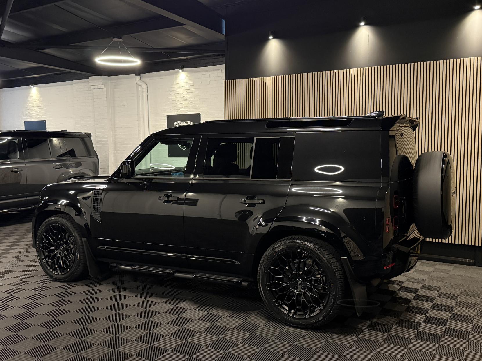 Land Rover Defender 110 3.0 D300 MHEV X-Dynamic HSE Hard Top SUV 5dr Diesel Auto 4WD MWB Euro 6 (s/s) (300 ps)