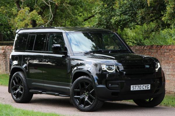 Land Rover DEFENDER 110 D250 MHEV SE HARD TOP Commercial - URBAN Styling - TOW BAR