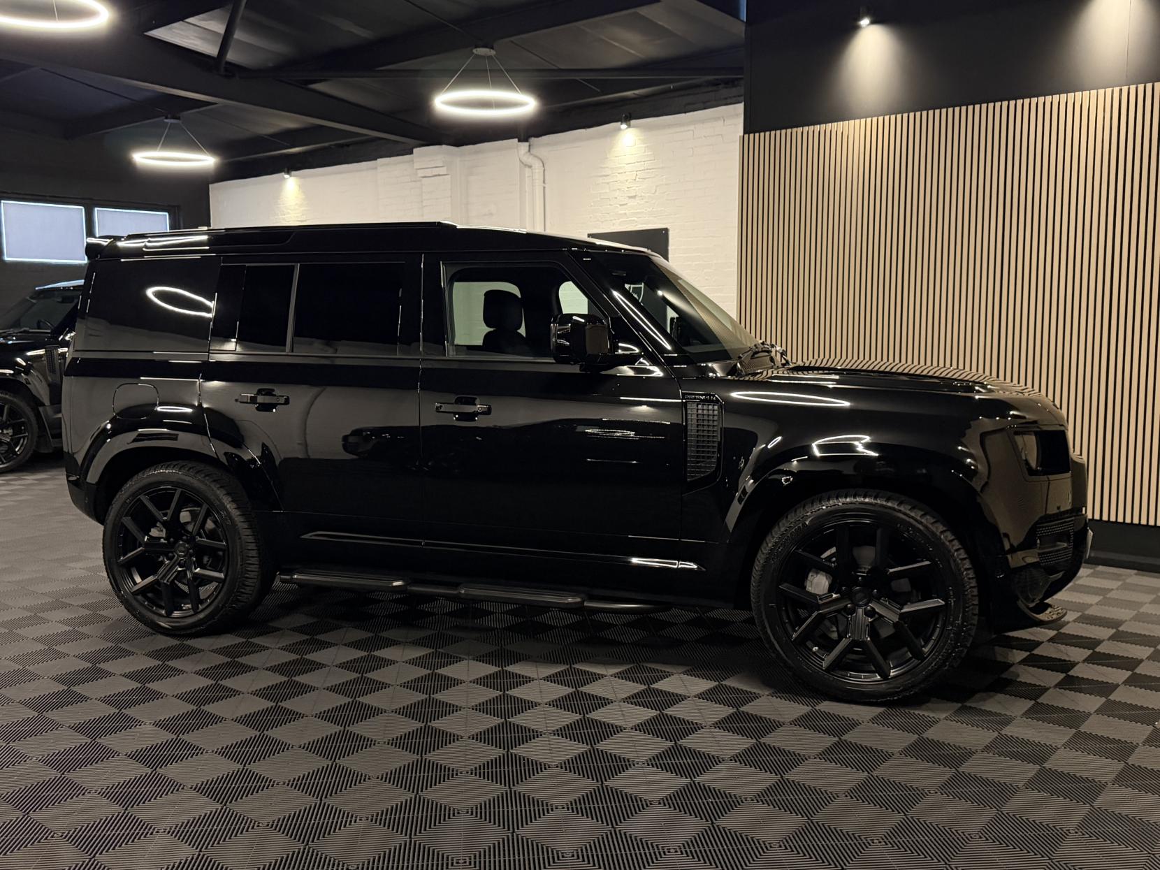 Land Rover Defender 110 3.0 D300 MHEV X-Dynamic HSE Hard Top SUV 5dr Diesel Auto 4WD MWB Euro 6 (s/s) (300 ps)