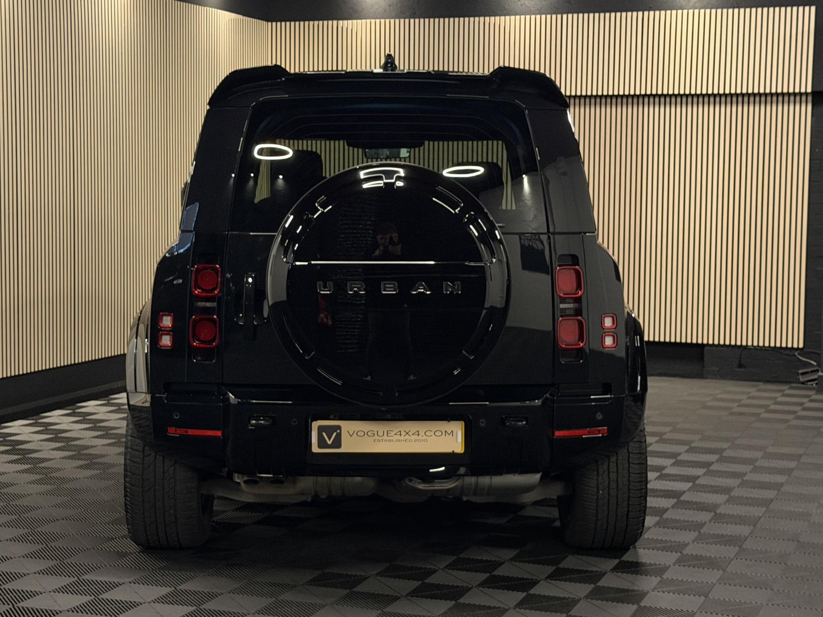 Land Rover Defender 110 3.0 D300 MHEV X-Dynamic HSE Hard Top SUV 5dr Diesel Auto 4WD MWB Euro 6 (s/s) (300 ps)