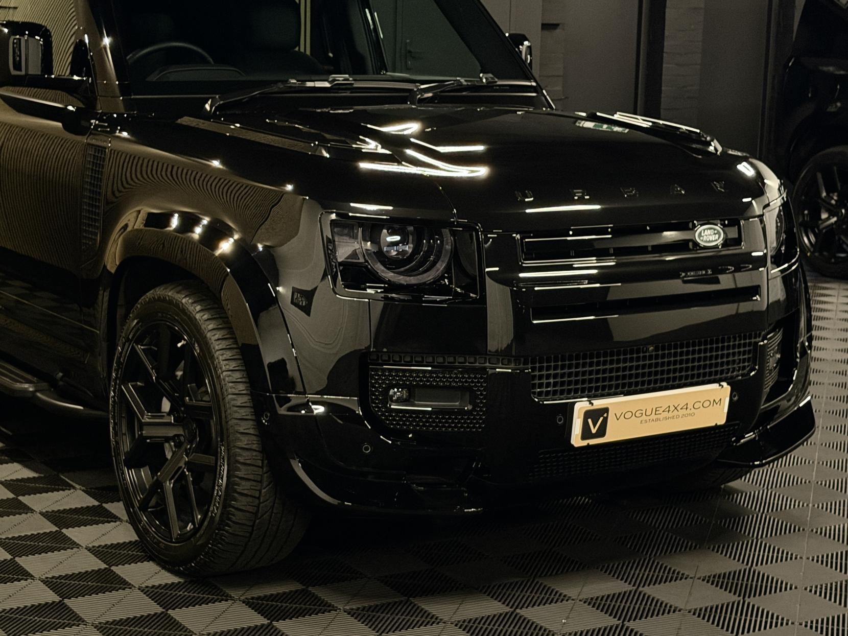 Land Rover Defender 110 3.0 D300 MHEV X-Dynamic HSE Hard Top SUV 5dr Diesel Auto 4WD MWB Euro 6 (s/s) (300 ps)