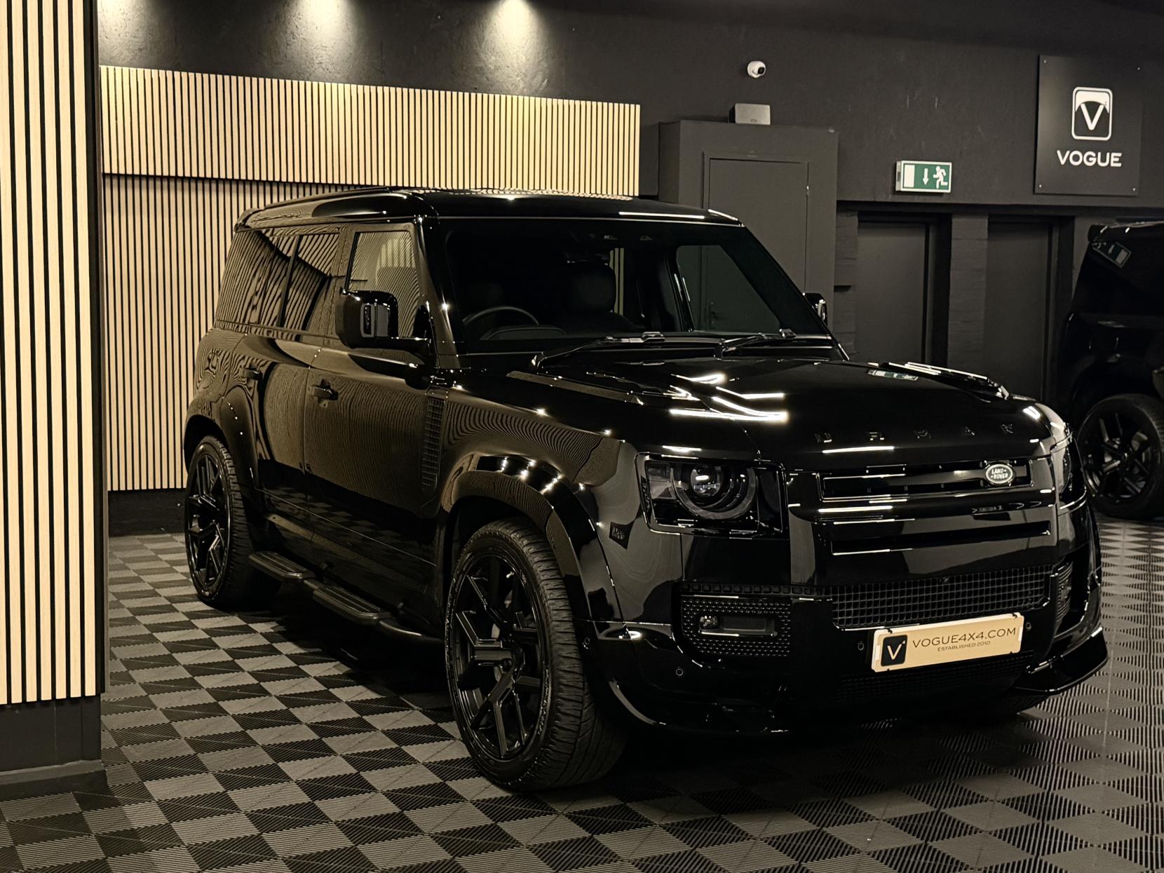 Land Rover Defender 110 3.0 D300 MHEV X-Dynamic HSE Hard Top SUV 5dr Diesel Auto 4WD MWB Euro 6 (s/s) (300 ps)