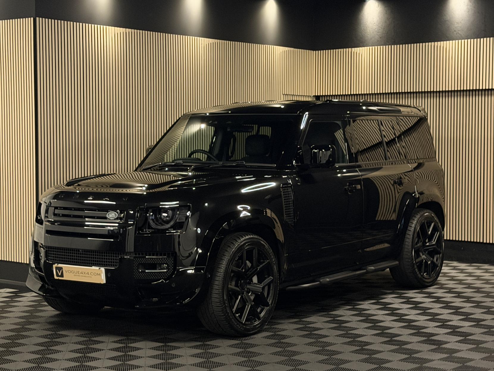 Land Rover Defender 110 3.0 D300 MHEV X-Dynamic HSE Hard Top SUV 5dr Diesel Auto 4WD MWB Euro 6 (s/s) (300 ps)