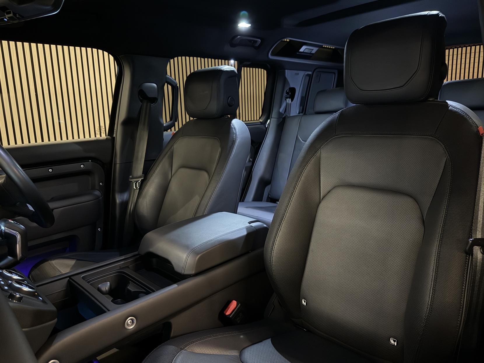 Land Rover Defender 110 3.0 D300 MHEV X-Dynamic HSE Hard Top SUV 5dr Diesel Auto 4WD MWB Euro 6 (s/s) (300 ps)