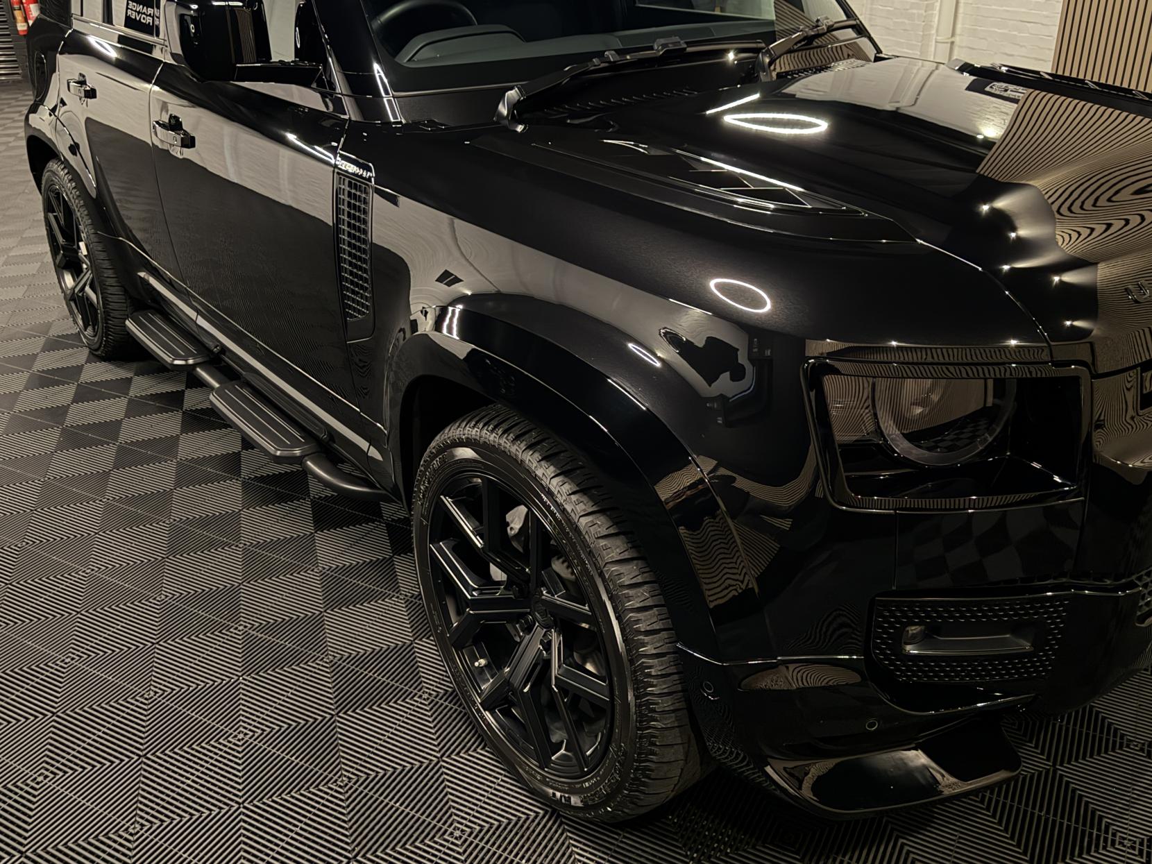 Land Rover Defender 110 3.0 D300 MHEV X-Dynamic HSE Hard Top SUV 5dr Diesel Auto 4WD MWB Euro 6 (s/s) (300 ps)