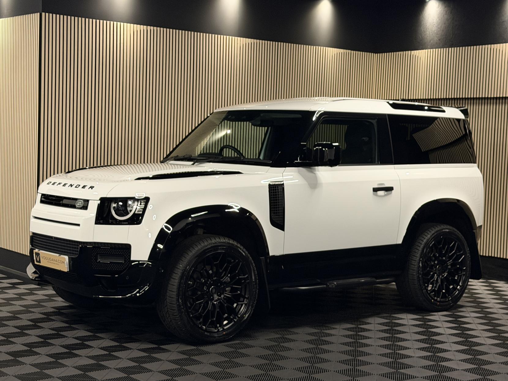 Land Rover Defender 90 3.0 D250 MHEV Hard Top SUV 3dr Diesel Auto 4WD SWB Euro 6 (s/s) (250 ps)