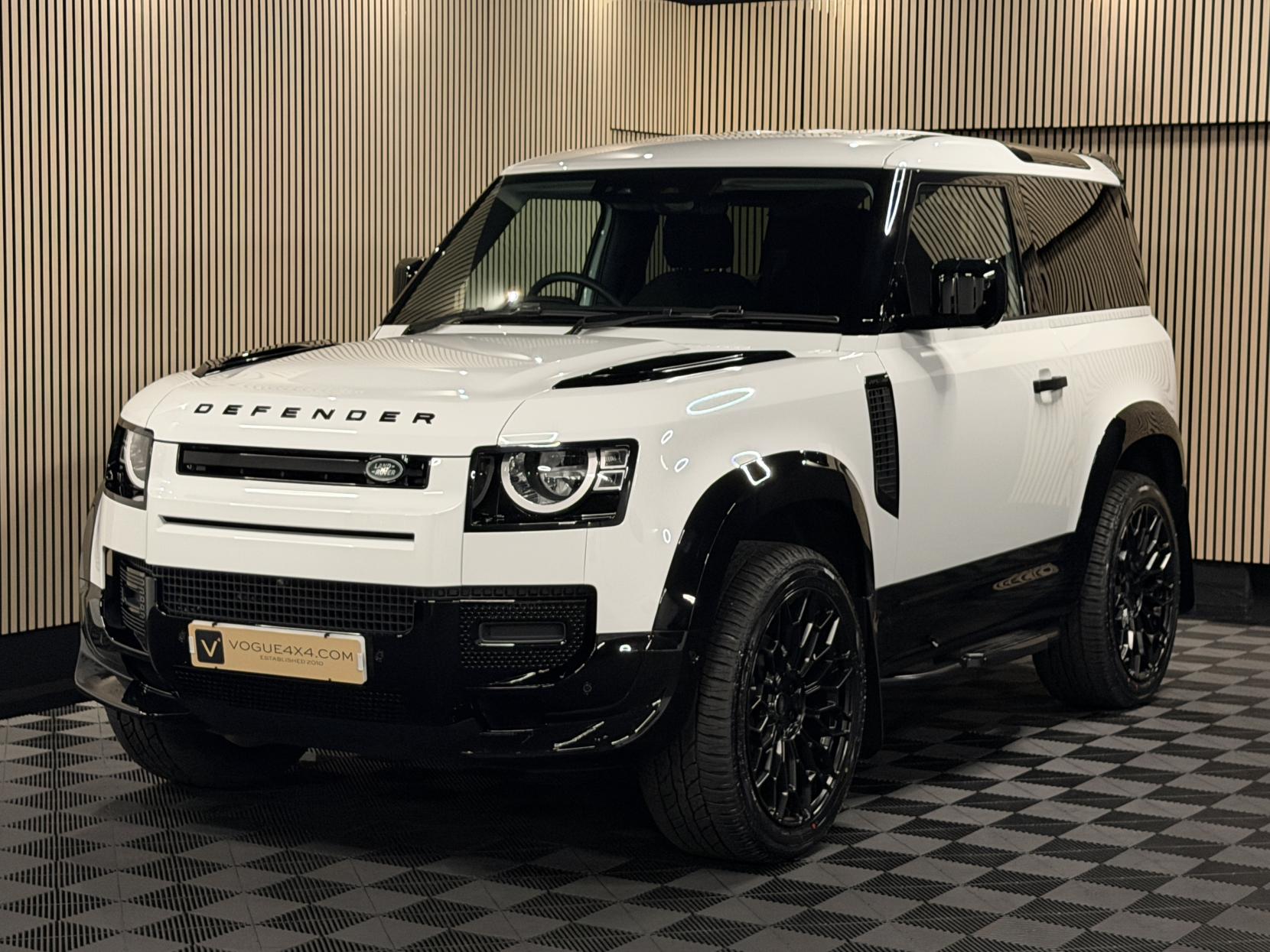 Land Rover Defender 90 3.0 D250 MHEV Hard Top SUV 3dr Diesel Auto 4WD SWB Euro 6 (s/s) (250 ps)
