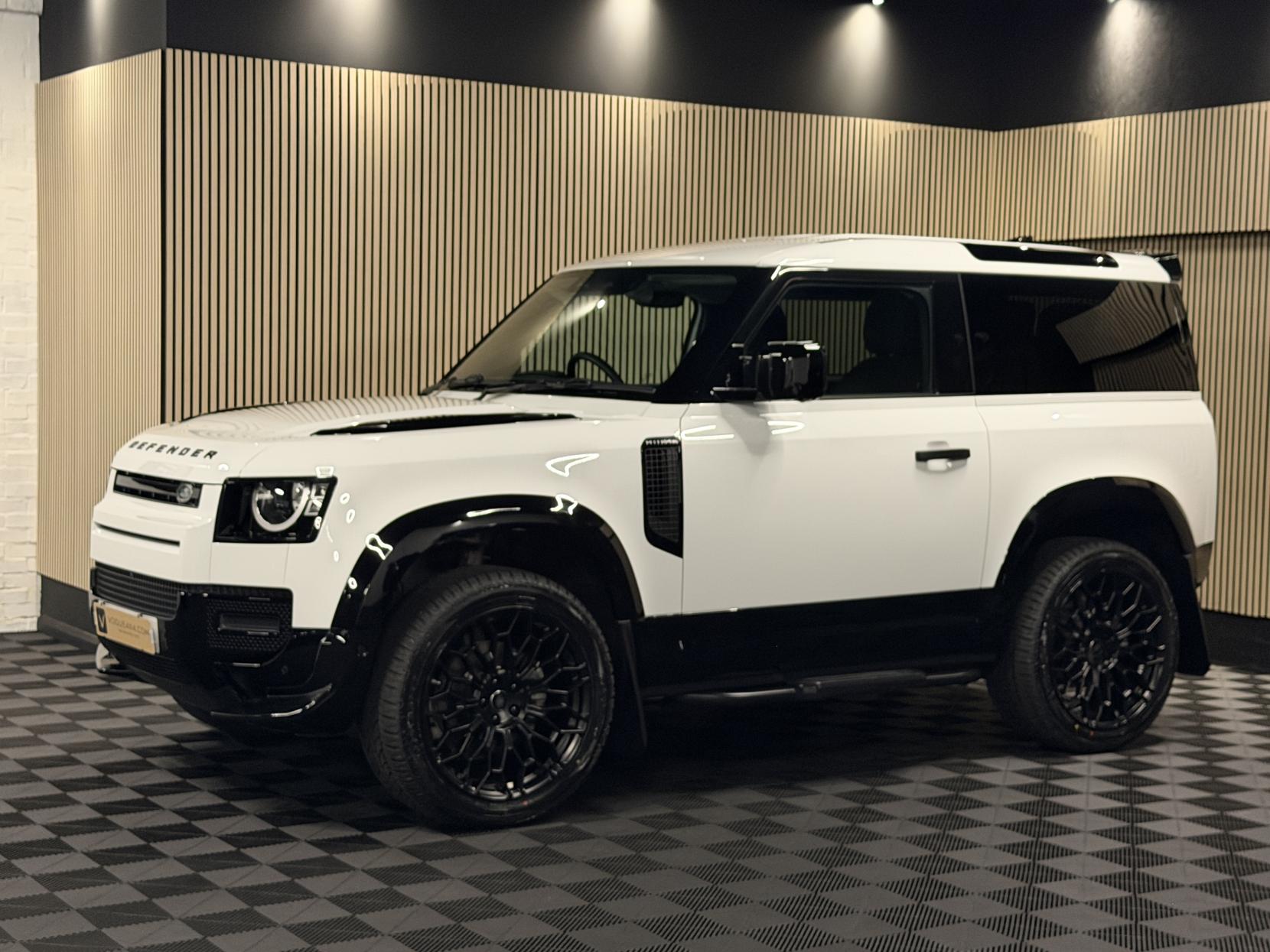 Land Rover Defender 90 3.0 D250 MHEV Hard Top SUV 3dr Diesel Auto 4WD SWB Euro 6 (s/s) (250 ps)