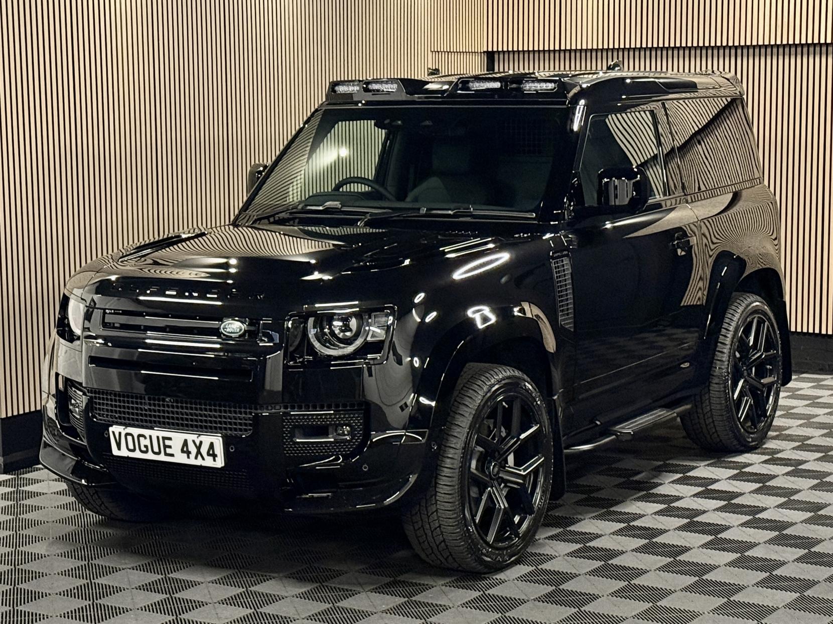 Land Rover Defender 90 3.0 D350 MHEV X-Dynamic HSE Hard Top SUV 3dr Diesel Auto 4WD SWB Euro 6 (s/s) (350 ps)