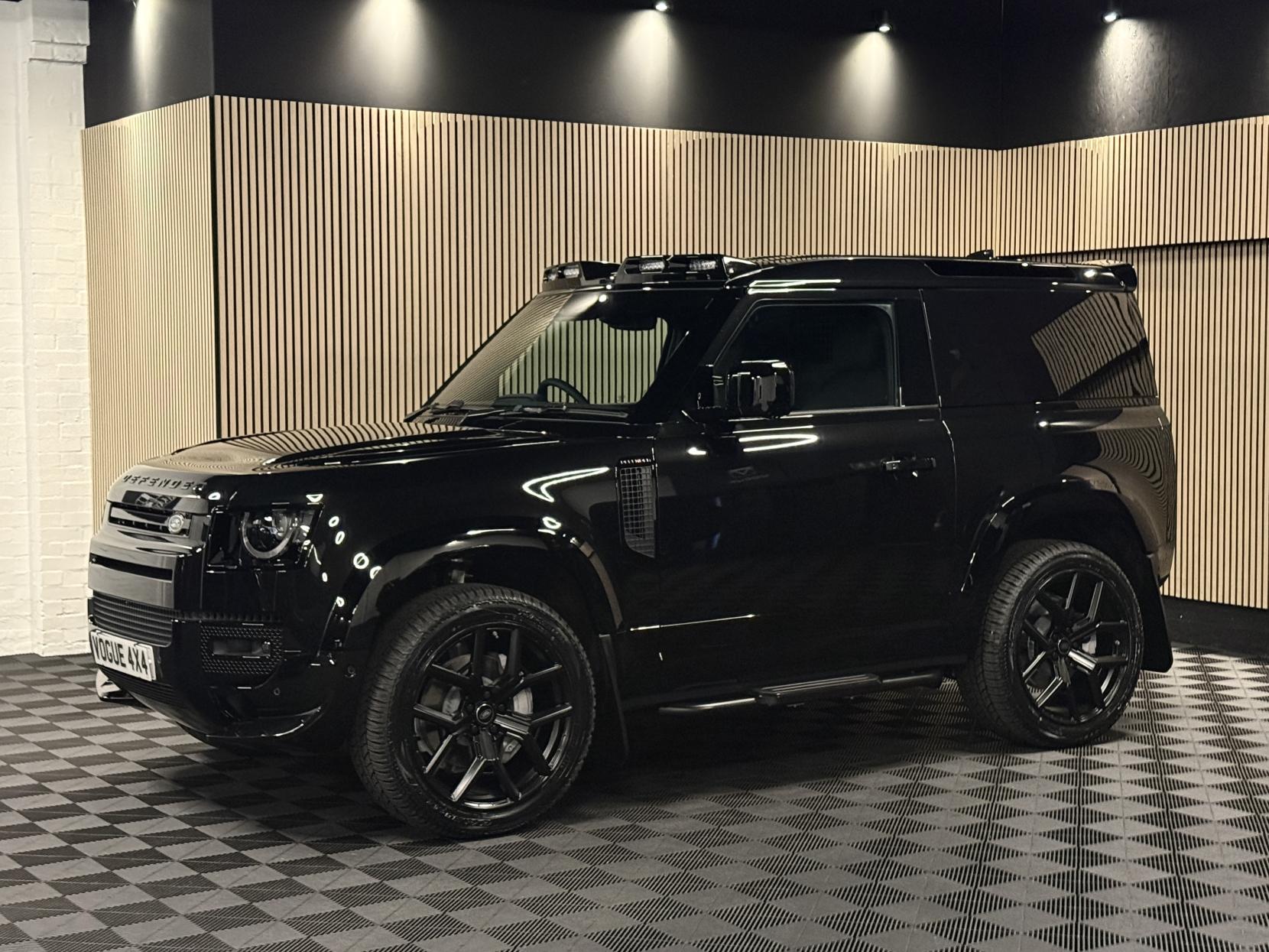 Land Rover Defender 90 3.0 D350 MHEV X-Dynamic HSE Hard Top SUV 3dr Diesel Auto 4WD SWB Euro 6 (s/s) (350 ps)