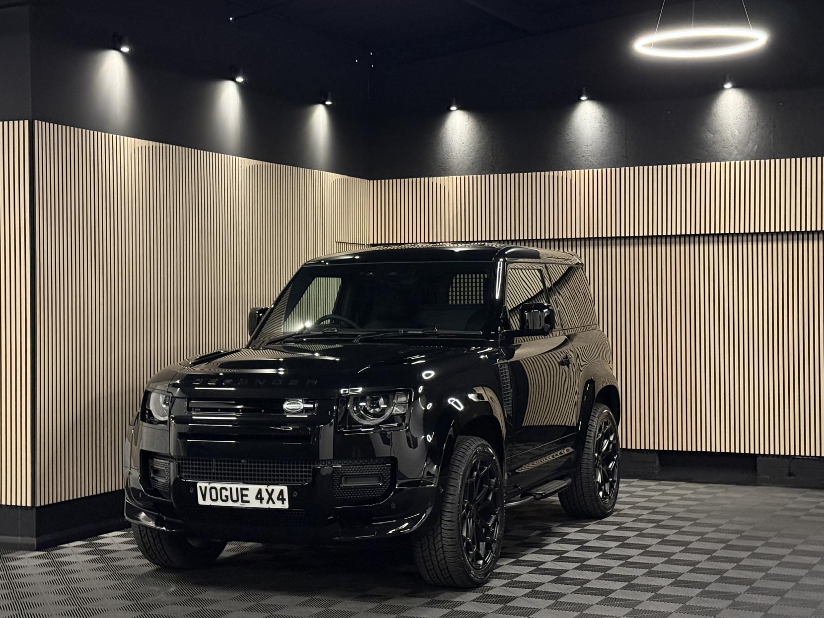 Land Rover Defender 90 3.0 D250 MHEV S Hard Top SUV 3dr Diesel Auto 4WD SWB Euro 6 (s/s) (249 ps)