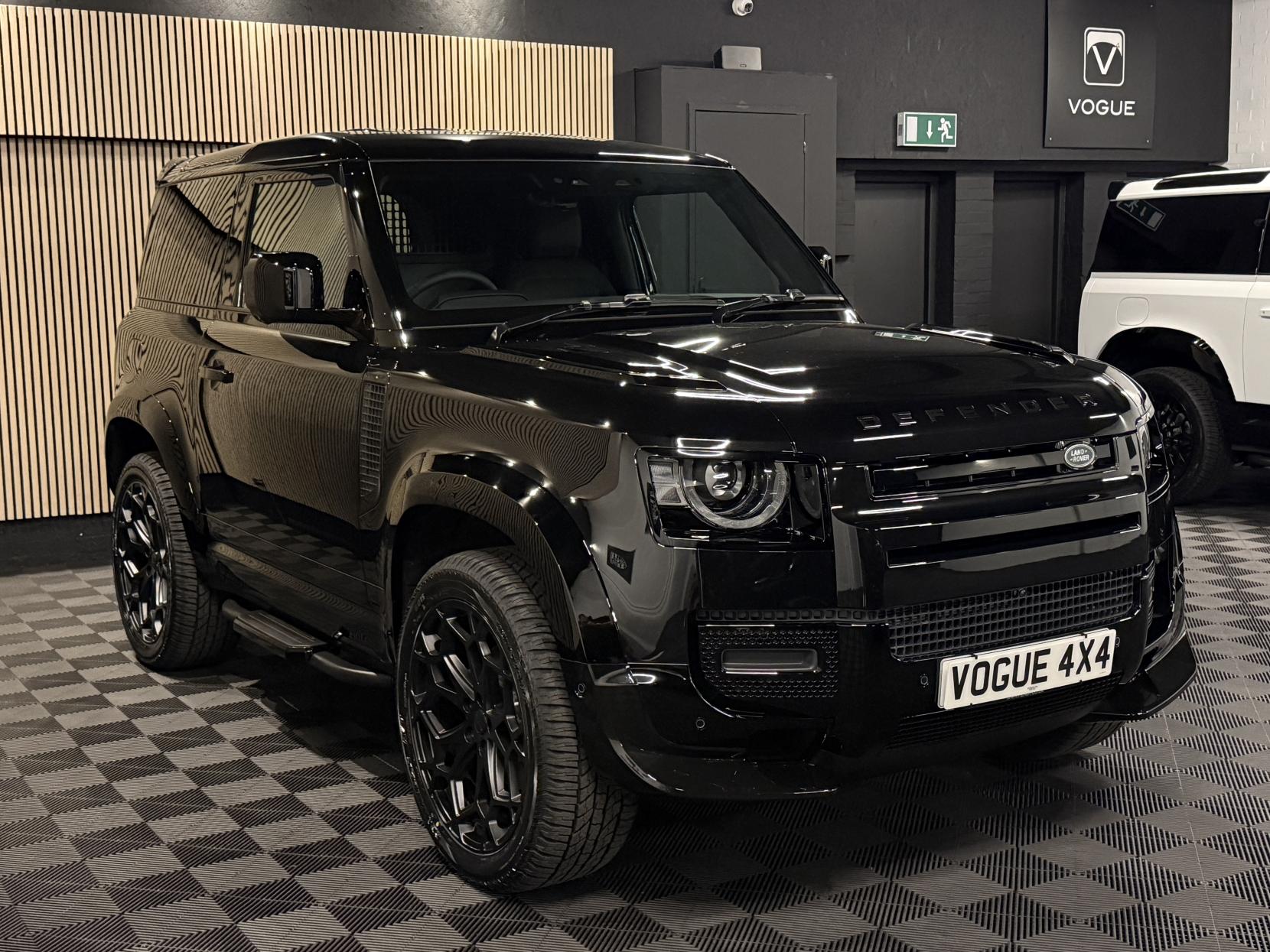 Land Rover Defender 90 3.0 D250 MHEV S Hard Top SUV 3dr Diesel Auto 4WD SWB Euro 6 (s/s) (249 ps)