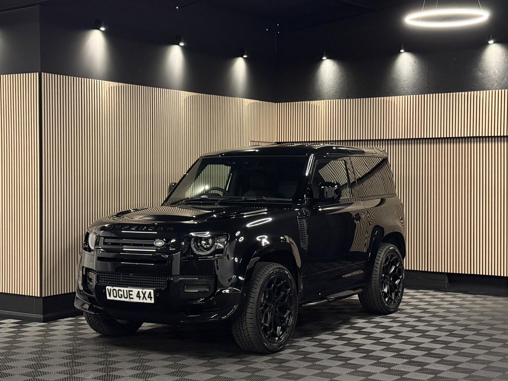 Land Rover Defender 90 3.0 D250 MHEV S Hard Top SUV 3dr Diesel Auto 4WD SWB Euro 6 (s/s) (249 ps)