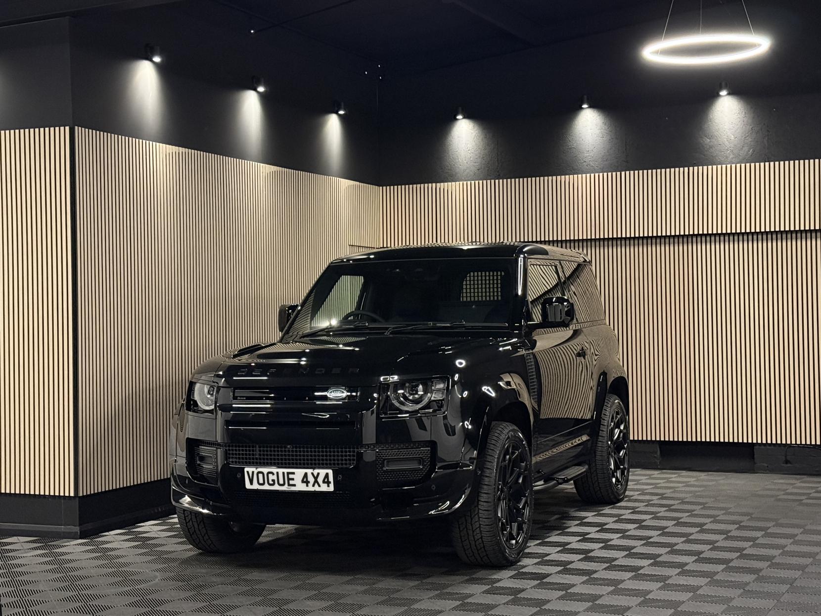 Land Rover Defender 90 3.0 D250 MHEV S Hard Top SUV 3dr Diesel Auto 4WD SWB Euro 6 (s/s) (249 ps)