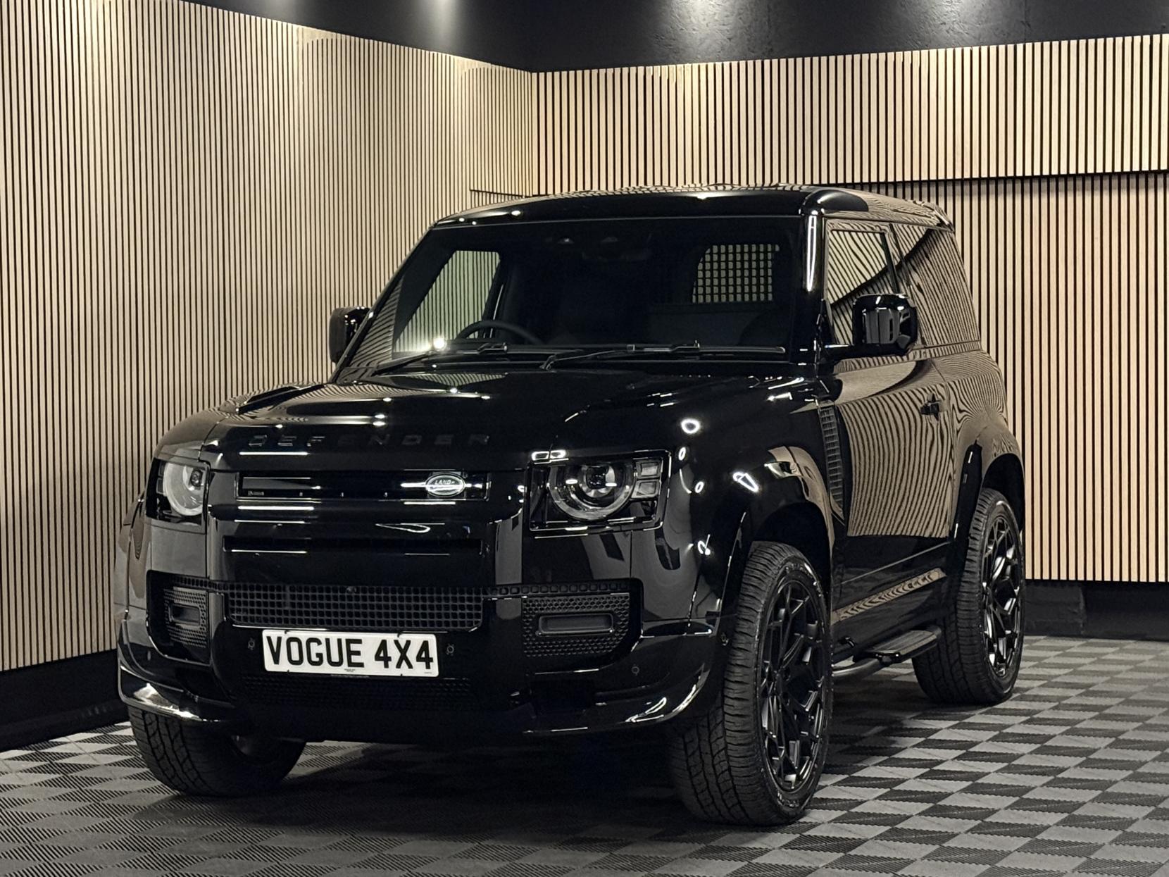 Land Rover Defender 90 3.0 D250 MHEV S Hard Top SUV 3dr Diesel Auto 4WD SWB Euro 6 (s/s) (249 ps)