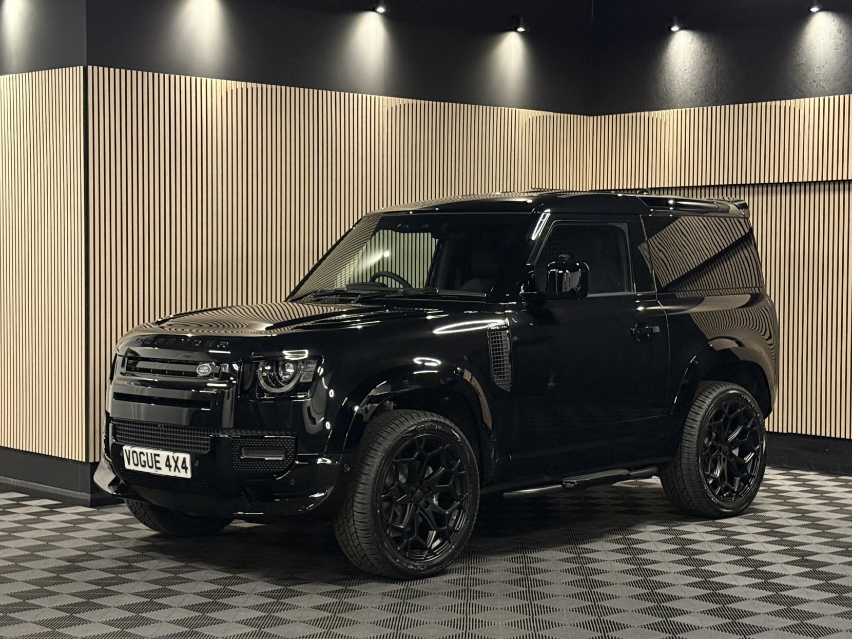 Land Rover Defender 90 3.0 D250 MHEV S Hard Top SUV 3dr Diesel Auto 4WD SWB Euro 6 (s/s) (249 ps)
