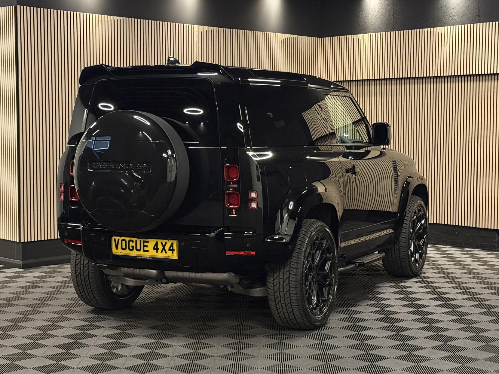Land Rover Defender 90 3.0 D250 MHEV S Hard Top SUV 3dr Diesel Auto 4WD SWB Euro 6 (s/s) (249 ps)