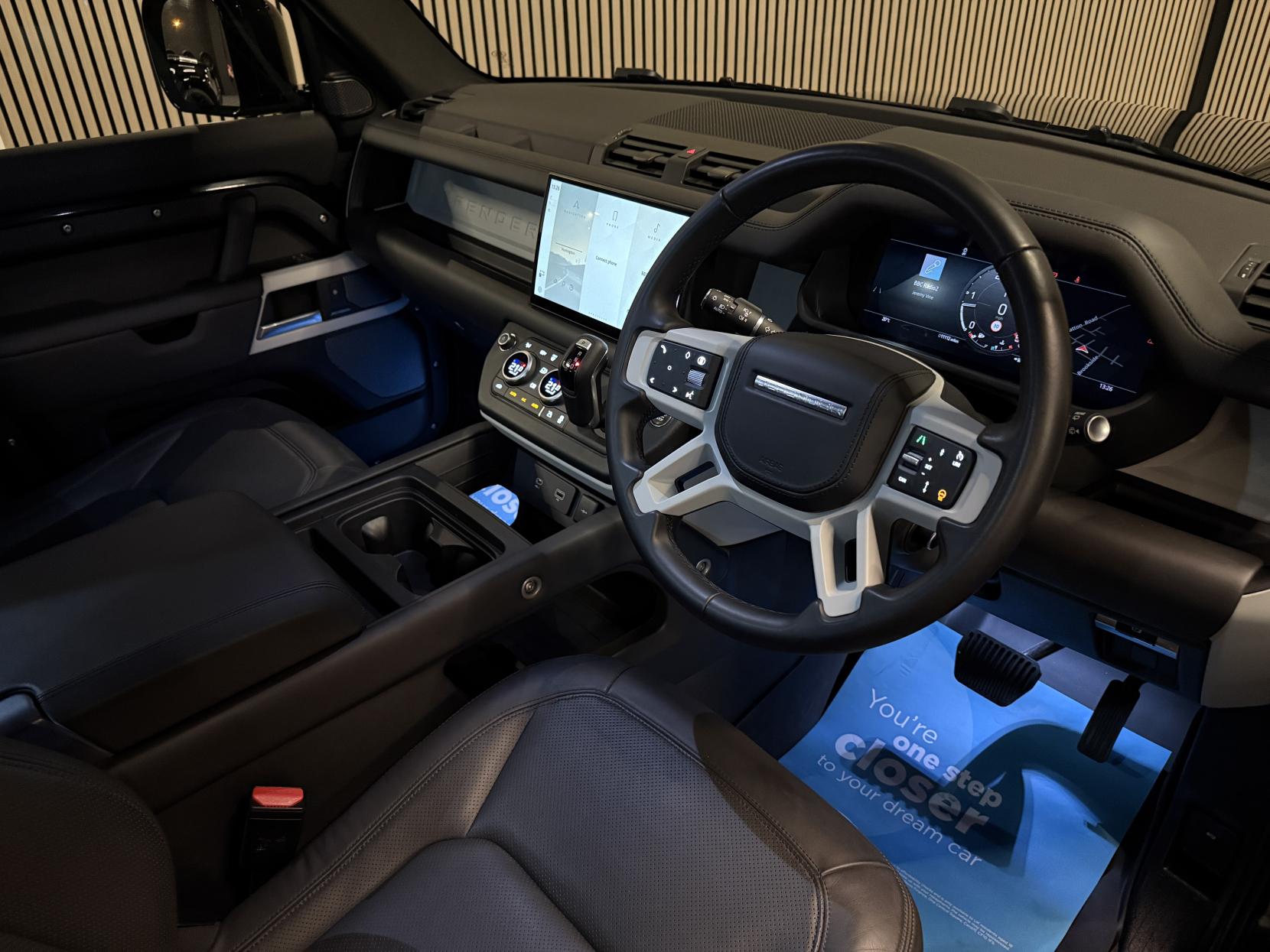 Land Rover Defender 110 3.0 D250 MHEV HSE Hard Top SUV 5dr Diesel Auto 4WD MWB Euro 6 (s/s) (250 ps)