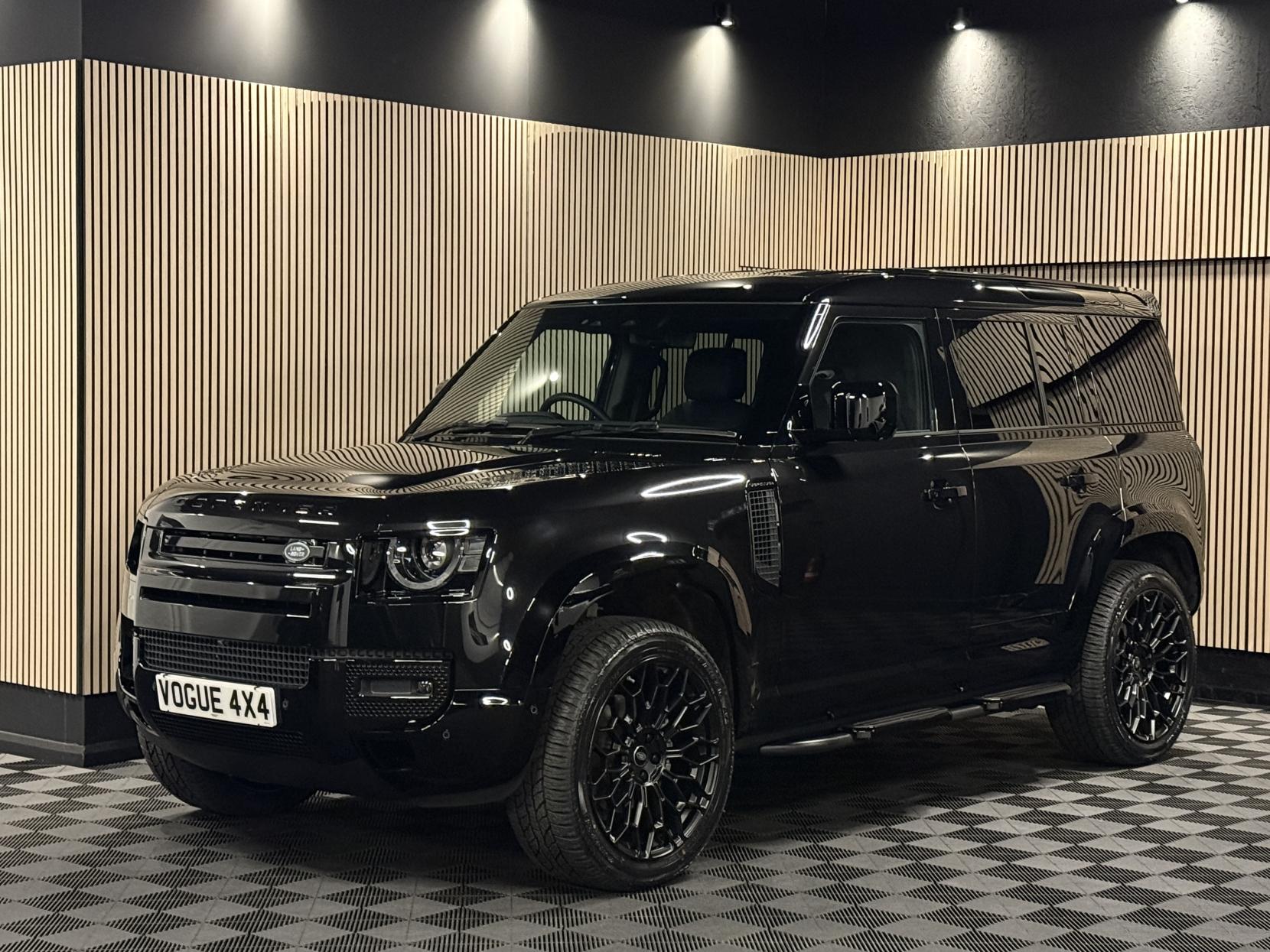 Land Rover Defender 110 3.0 D250 MHEV HSE Hard Top SUV 5dr Diesel Auto 4WD MWB Euro 6 (s/s) (250 ps)