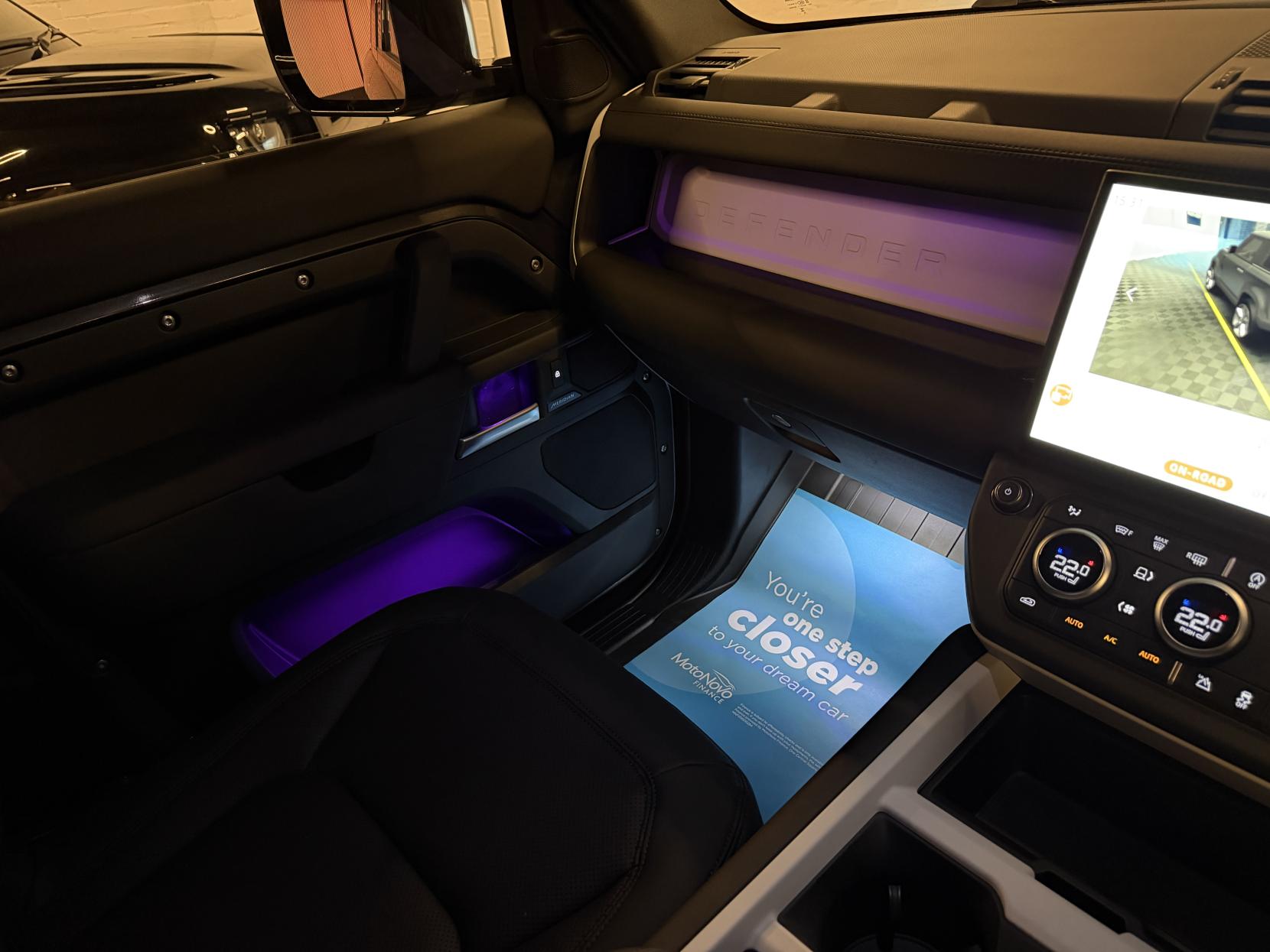 Land Rover Defender 90 3.0 D250 MHEV X-Dynamic SE Hard Top SUV 3dr Diesel Auto 4WD SWB Euro 6 (s/s) (249 ps)