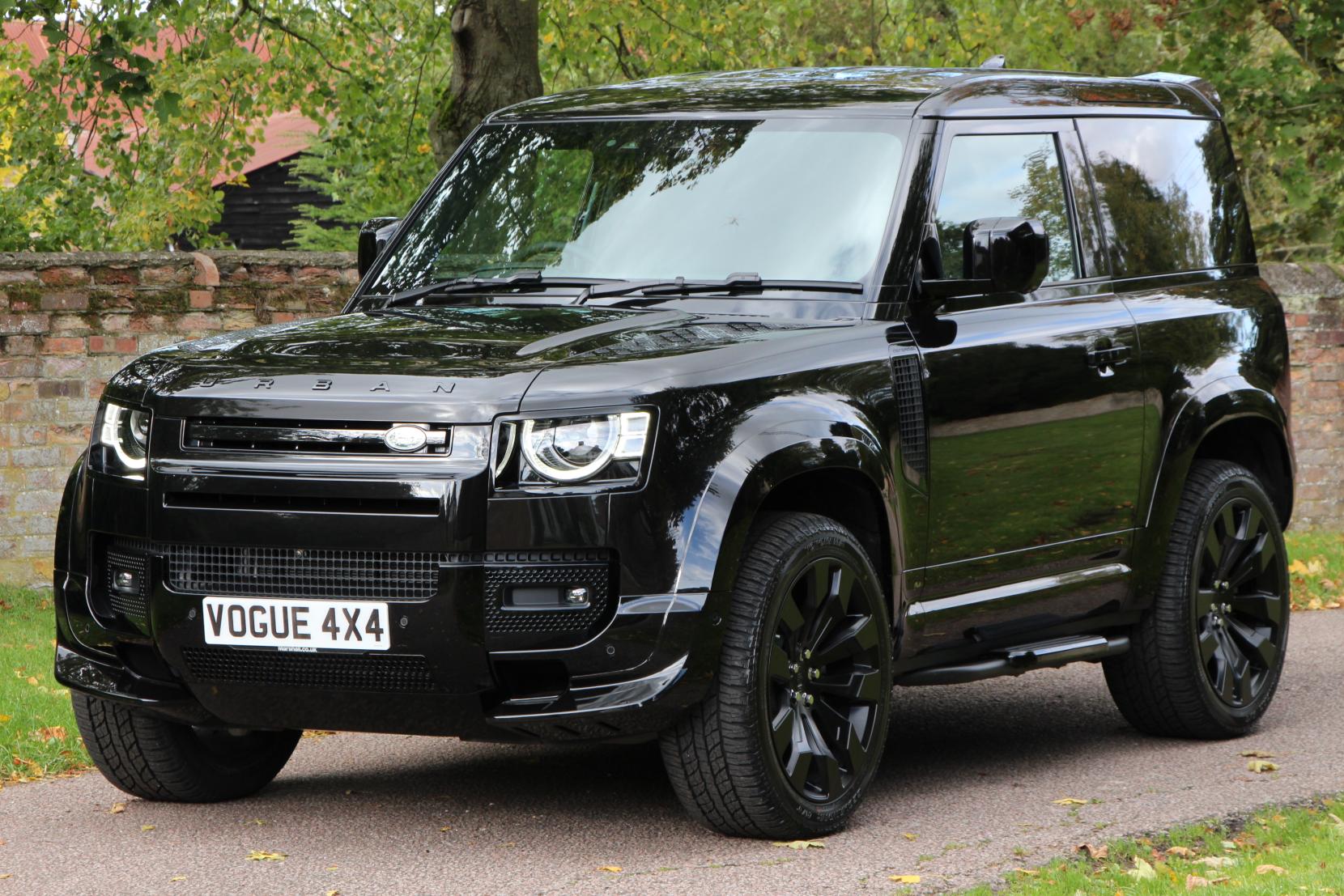 Land Rover Defender 90 3.0 D250 MHEV X-Dynamic HSE Hard Top SUV 3dr Diesel Auto 4WD SWB Euro 6 (s/s) (250 ps)