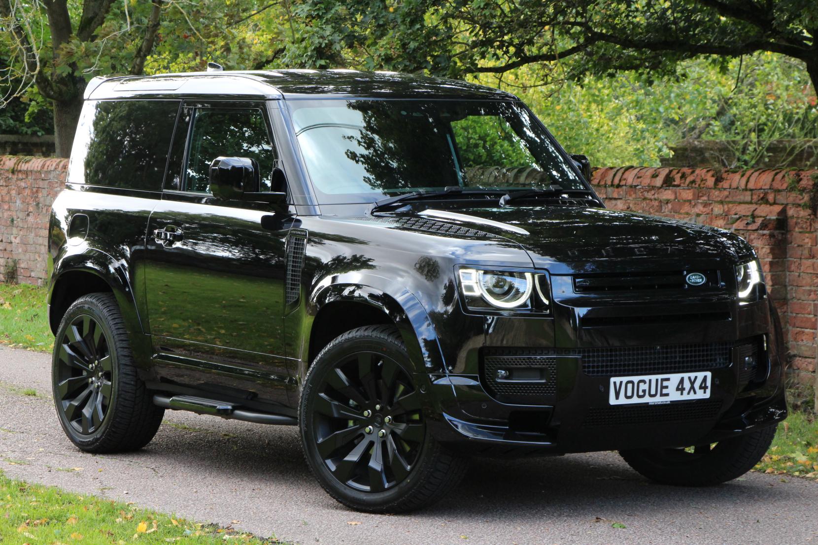 Land Rover Defender 90 3.0 D250 MHEV X-Dynamic HSE Hard Top SUV 3dr Diesel Auto 4WD SWB Euro 6 (s/s) (250 ps)