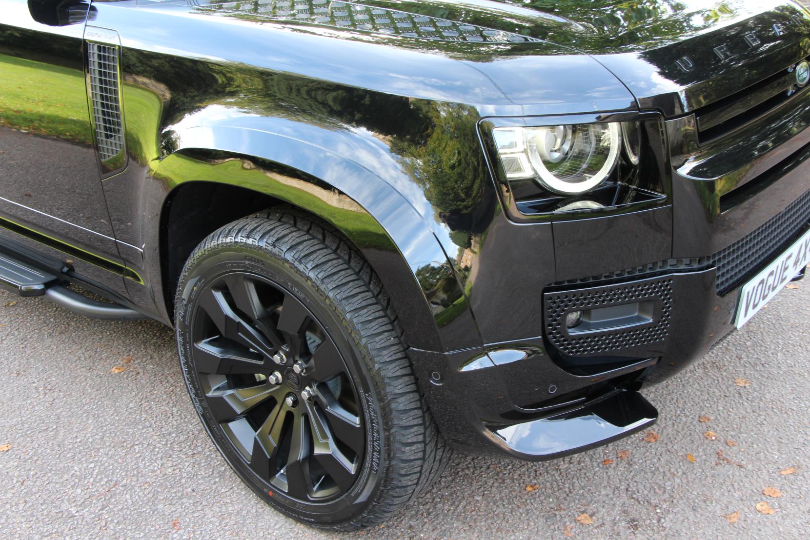 Land Rover Defender 90 3.0 D250 MHEV X-Dynamic HSE Hard Top SUV 3dr Diesel Auto 4WD SWB Euro 6 (s/s) (250 ps)