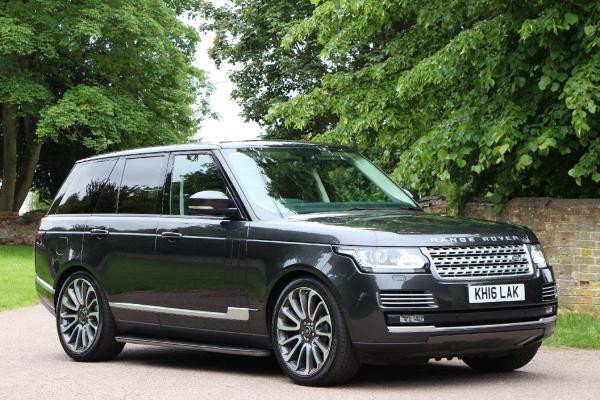 Land Rover Range Rover VOGUE SE 3.0 TDV6 - PANORAMIC ROOF - 22INCH TURBINE WHEELS