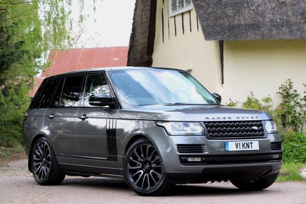 Land Rover Range Rover AUTOBIOGRAPHY 4.4 SDV8 - REAR ENTERTAINMENT - 22INCH WHEELS