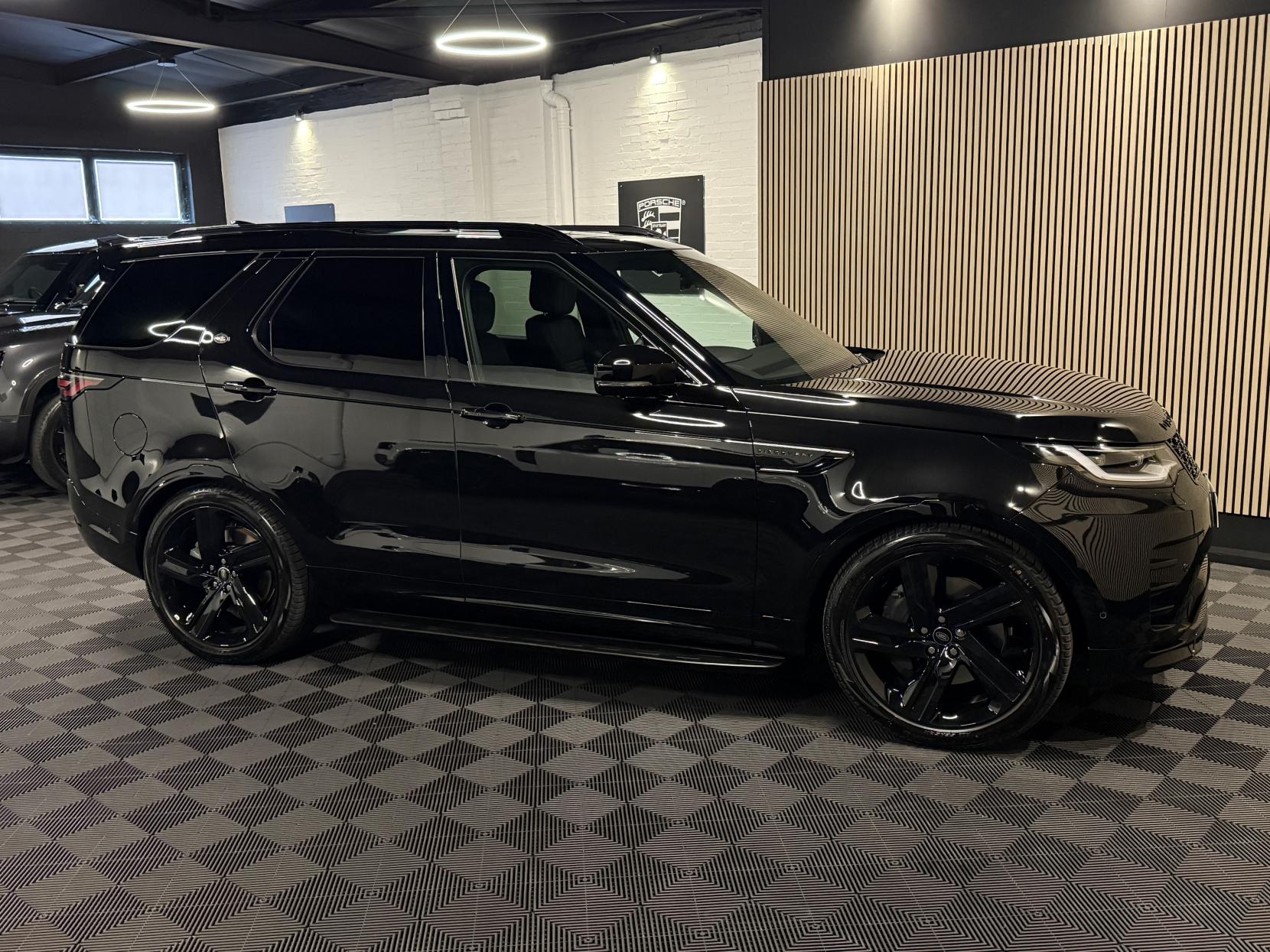 Land Rover Discovery 3.0 D350 MHEV Dynamic HSE SUV 5dr Diesel Auto 4WD Euro 6 (s/s) (350 ps)
