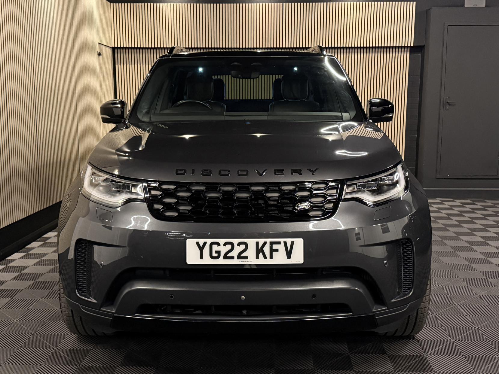 Land Rover Discovery 3.0 D300 MHEV HSE SUV 5dr Diesel Auto 4WD Euro 6 (s/s) (300 ps)