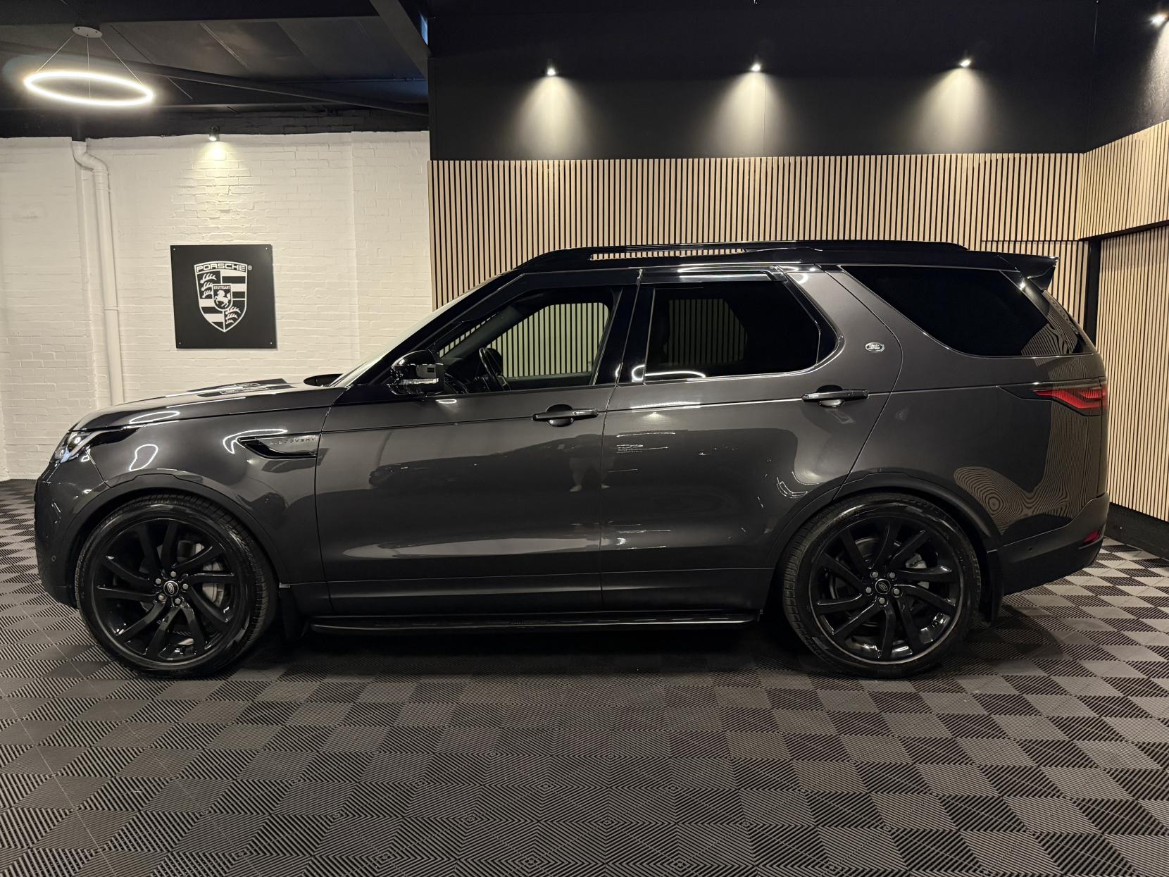 Land Rover Discovery 3.0 D300 MHEV HSE SUV 5dr Diesel Auto 4WD Euro 6 (s/s) (300 ps)