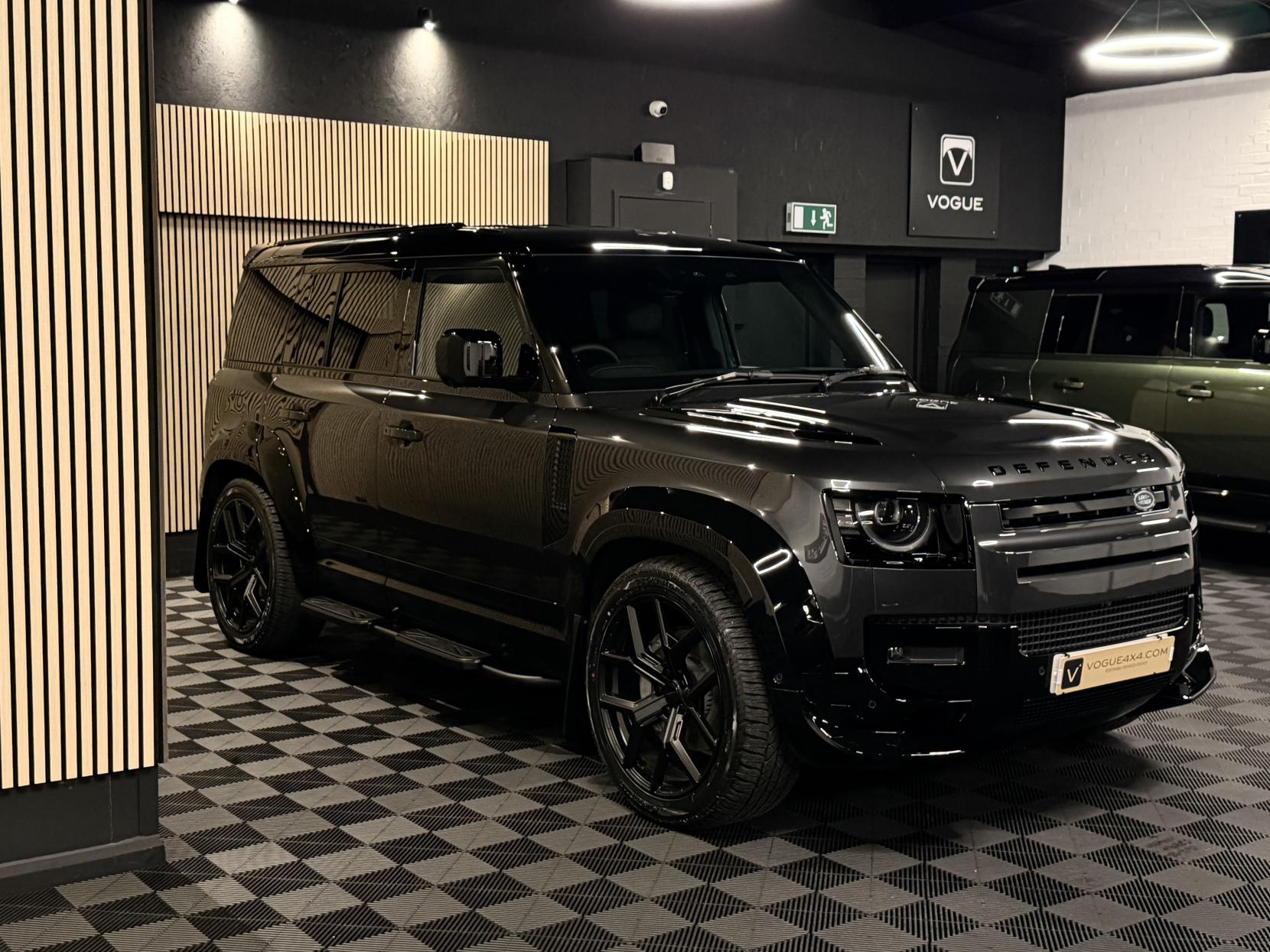 Land Rover Defender 110 3.0 D350 MHEV X-Dynamic HSE Hard Top SUV 5dr Diesel Auto 4WD MWB Euro 6 (s/s) (350 ps)