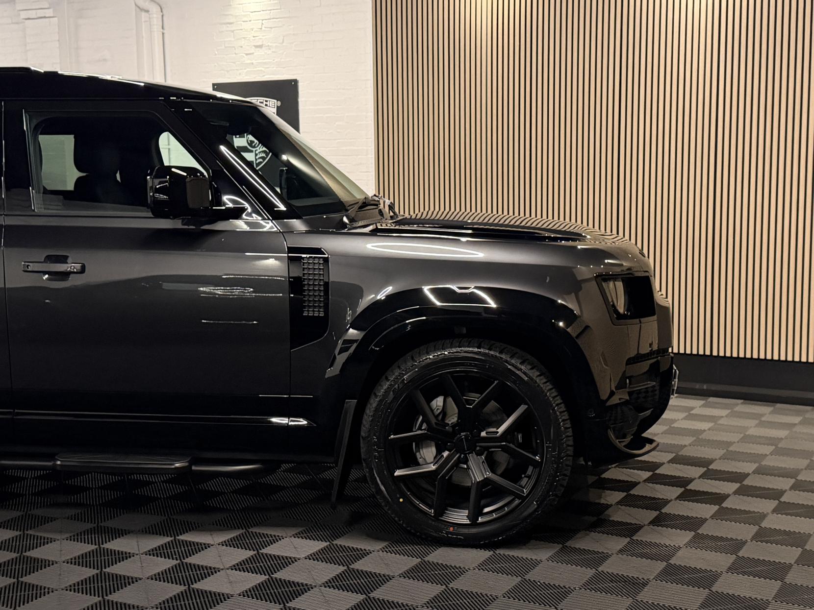 Land Rover Defender 110 3.0 D350 MHEV X-Dynamic HSE Hard Top SUV 5dr Diesel Auto 4WD MWB Euro 6 (s/s) (350 ps)