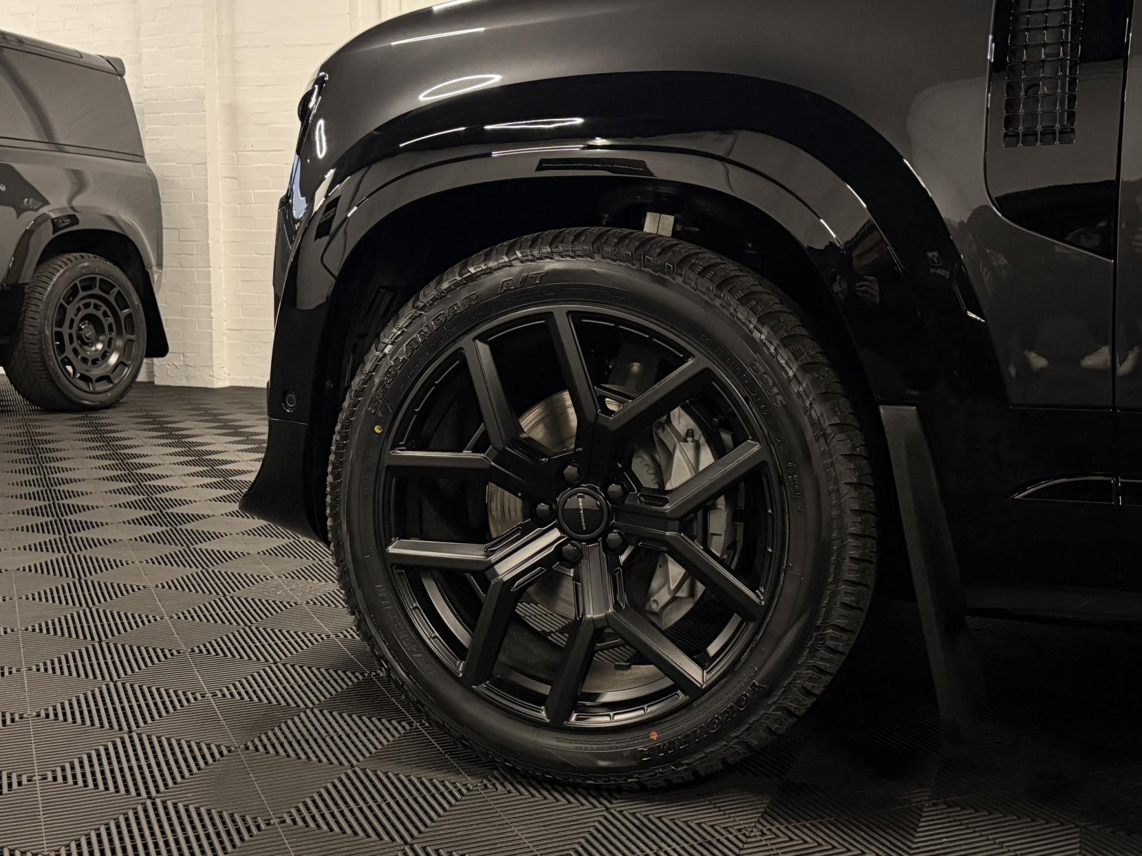 Land Rover Defender 110 3.0 D350 MHEV X-Dynamic HSE Hard Top SUV 5dr Diesel Auto 4WD MWB Euro 6 (s/s) (350 ps)