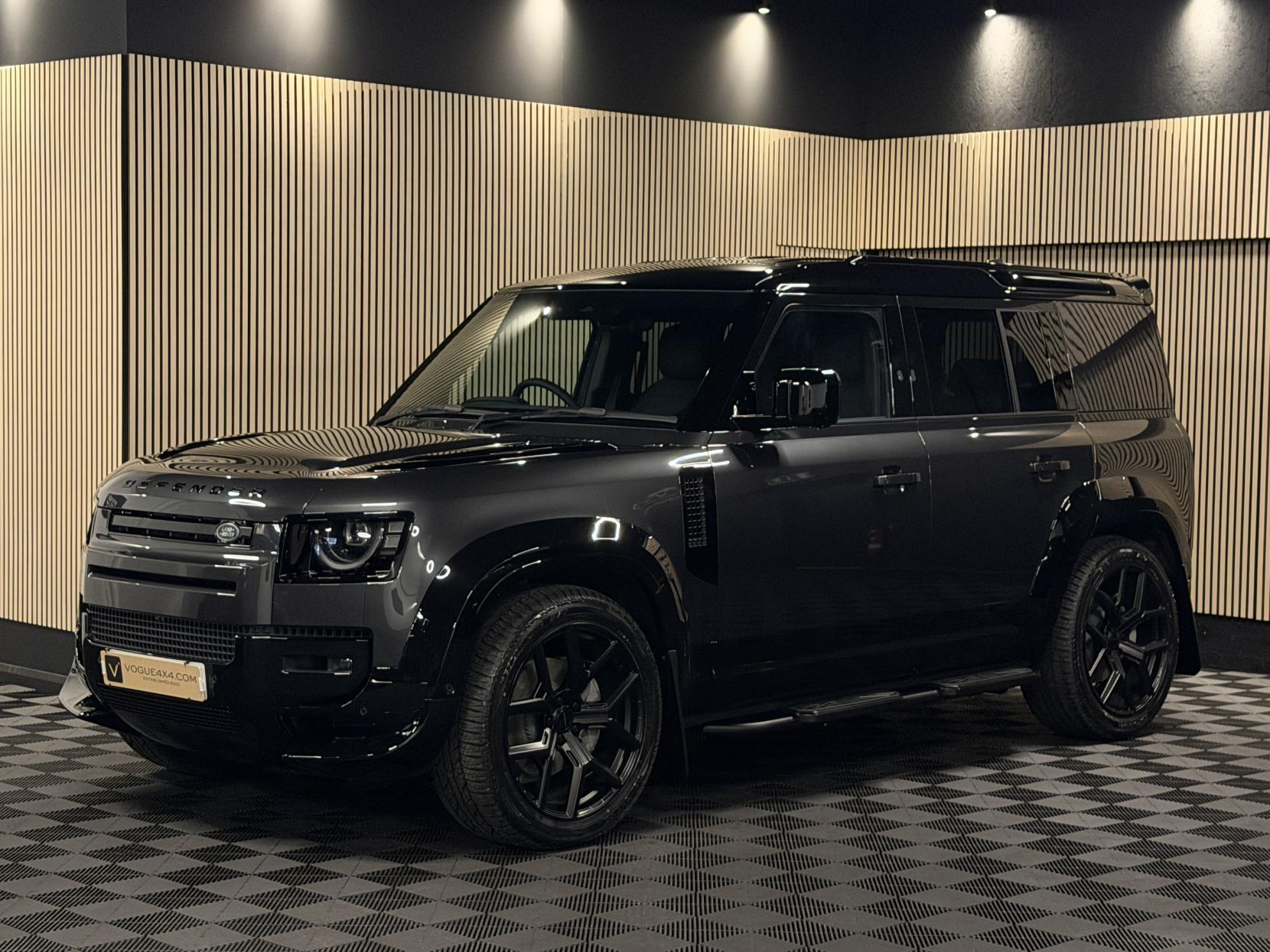 Land Rover Defender 110 3.0 D350 MHEV X-Dynamic HSE Hard Top SUV 5dr Diesel Auto 4WD MWB Euro 6 (s/s) (350 ps)