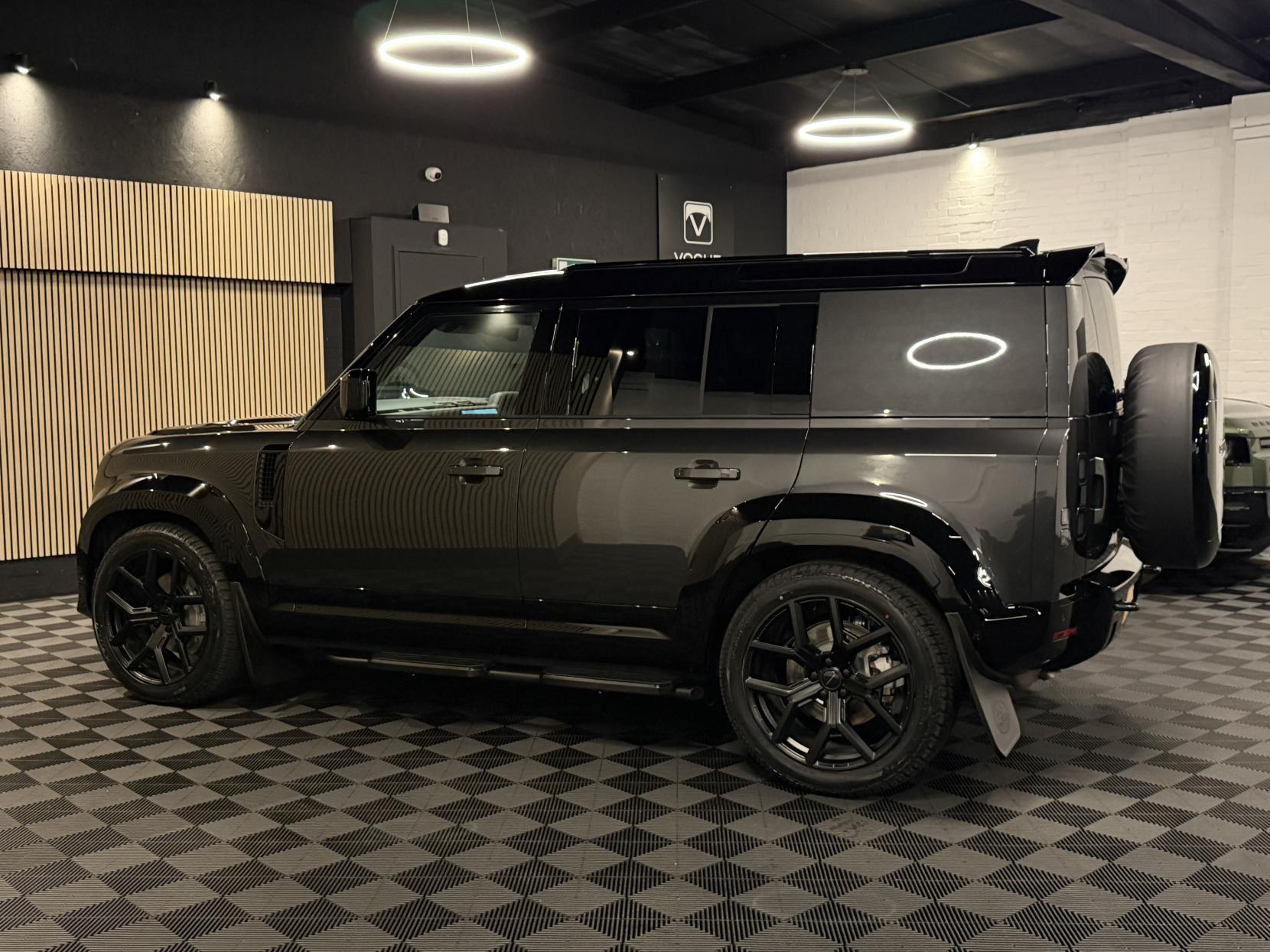 Land Rover Defender 110 3.0 D350 MHEV X-Dynamic HSE Hard Top SUV 5dr Diesel Auto 4WD MWB Euro 6 (s/s) (350 ps)