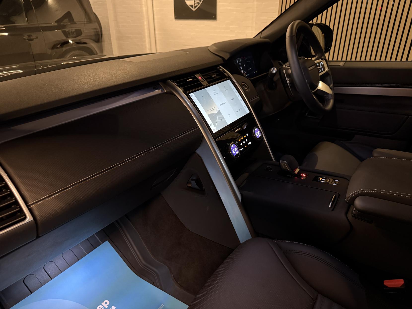 Land Rover Discovery 3.0 D350 MHEV Dynamic HSE SUV 5dr Diesel Auto 4WD Euro 6 (s/s) (350 ps)