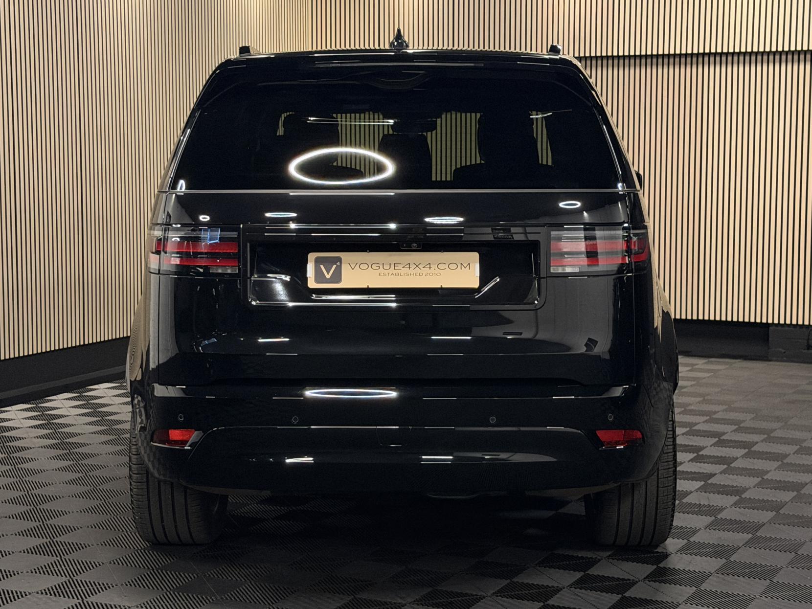 Land Rover Discovery 3.0 D350 MHEV Dynamic HSE SUV 5dr Diesel Auto 4WD Euro 6 (s/s) (350 ps)