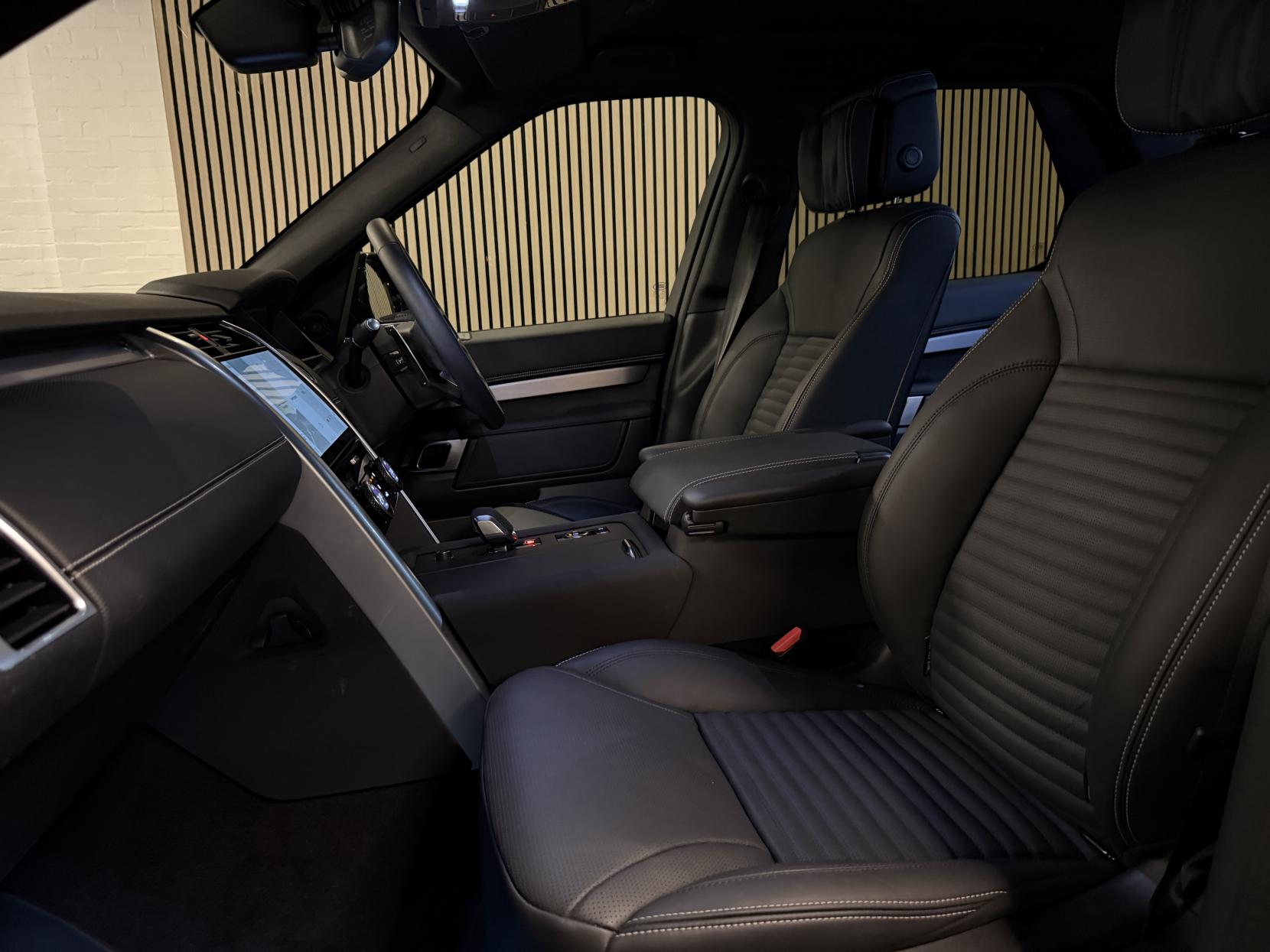 Land Rover Discovery 3.0 D350 MHEV Dynamic HSE SUV 5dr Diesel Auto 4WD Euro 6 (s/s) (350 ps)