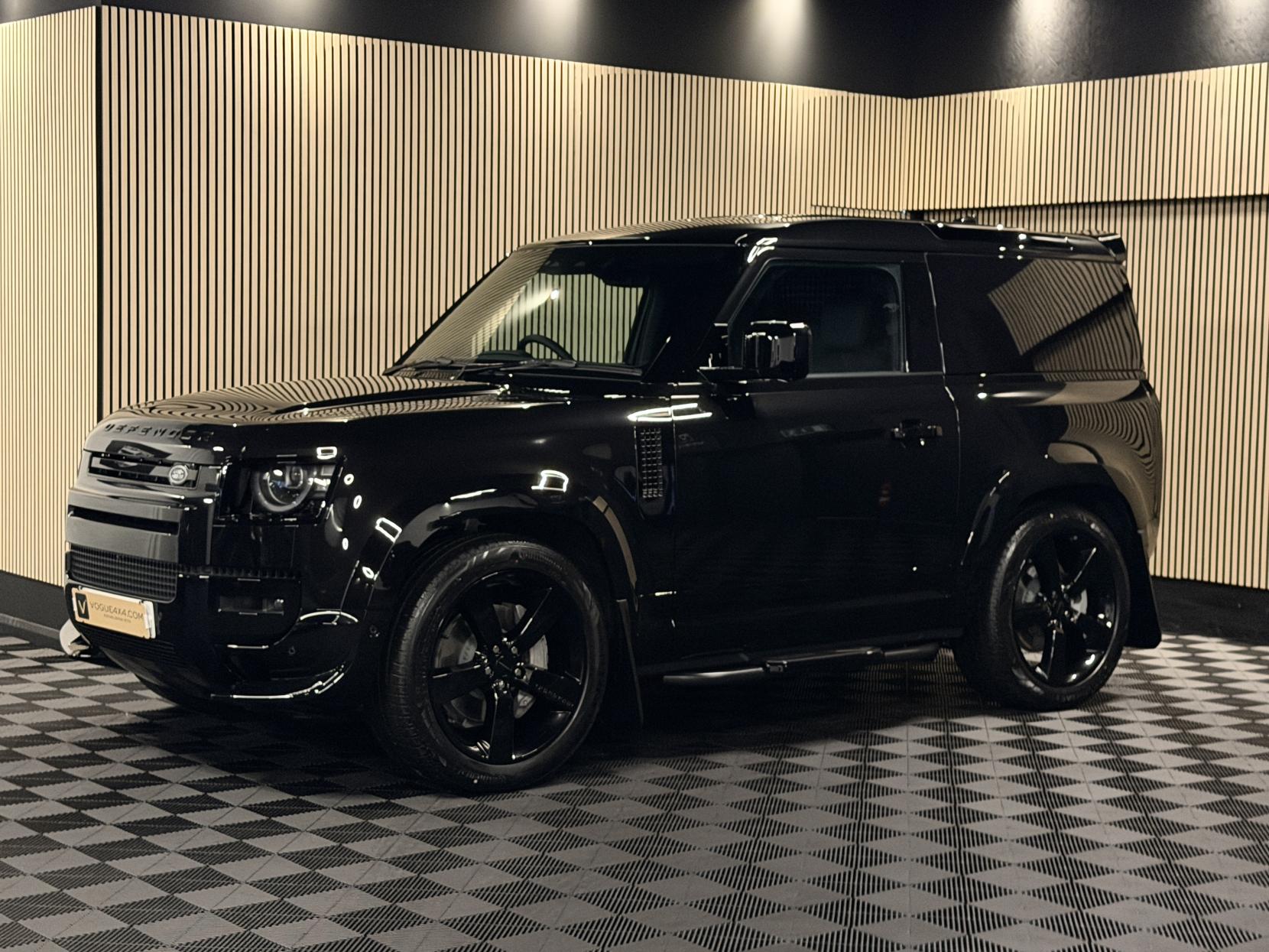 Land Rover Defender 90 3.0 D350 MHEV X-Dynamic HSE Hard Top SUV 3dr Diesel Auto 4WD SWB Euro 6 (s/s) (350 ps)