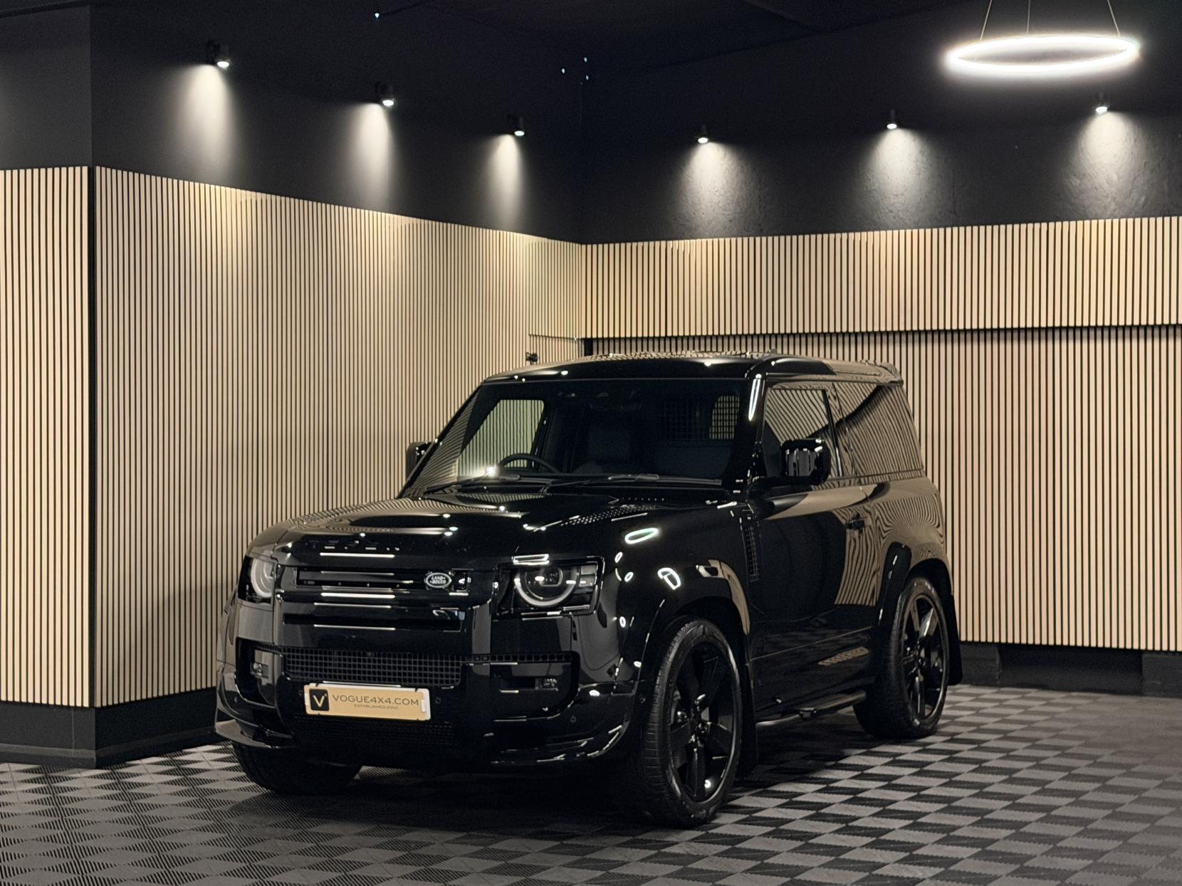 Land Rover Defender 90 3.0 D350 MHEV X-Dynamic HSE Hard Top SUV 3dr Diesel Auto 4WD SWB Euro 6 (s/s) (350 ps)