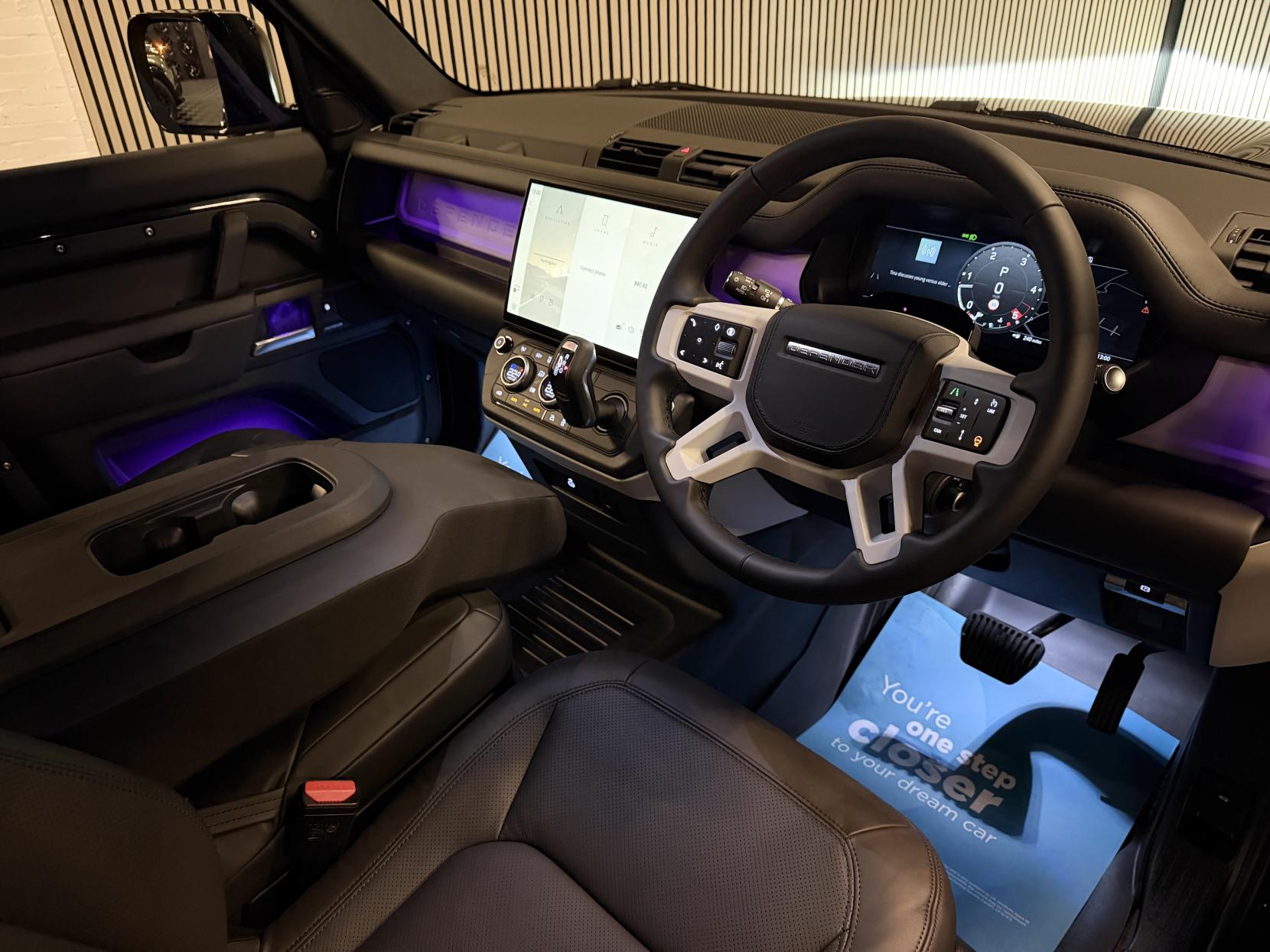 Land Rover Defender 90 3.0 D350 MHEV X-Dynamic HSE Hard Top SUV 3dr Diesel Auto 4WD SWB Euro 6 (s/s) (350 ps)